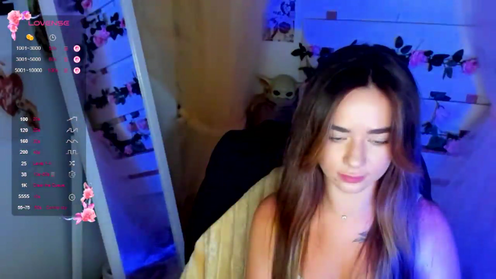 Gallery image thumbnail from KiraLove's myfreecams stream on, 07/08/2026, 11:36 image 10 of 20