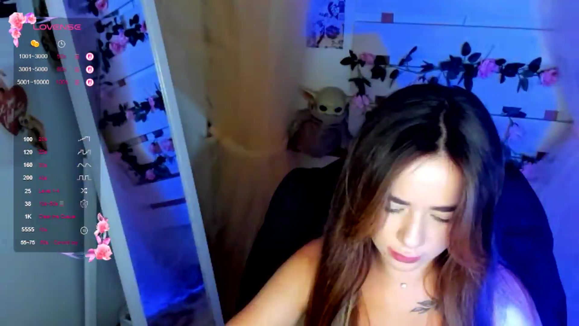 Gallery image thumbnail from KiraLove's myfreecams stream on, 07/08/2026, 11:36 image 5 of 20