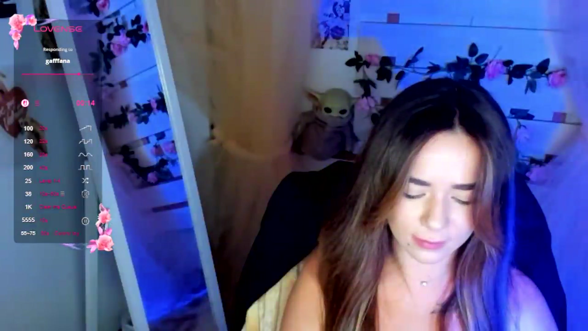 Gallery image thumbnail from KiraLove's myfreecams stream on, 07/08/2026, 11:36 image 9 of 20