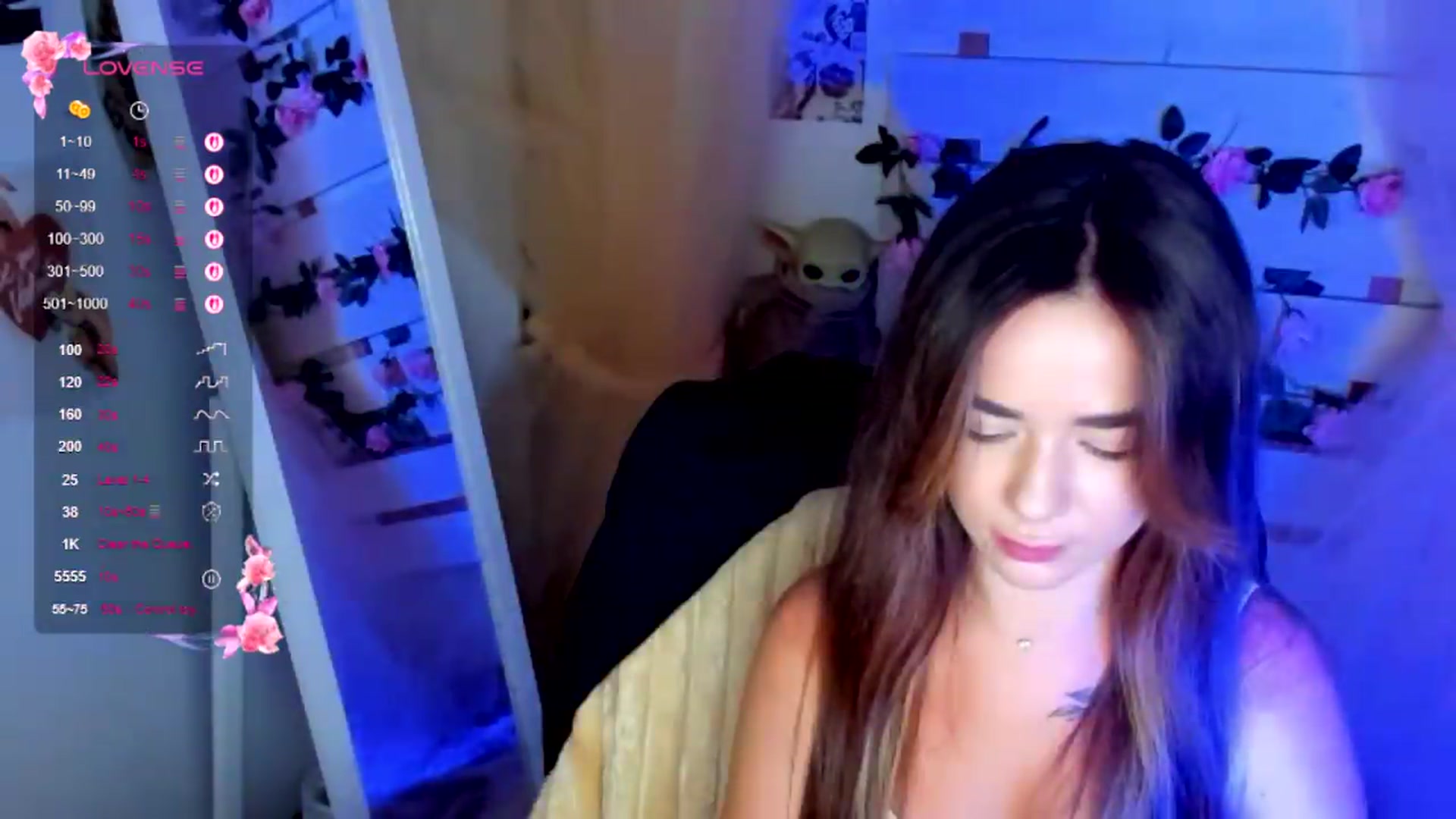 Gallery image thumbnail from KiraLove's myfreecams stream on, 07/08/2026, 11:36 image 11 of 20