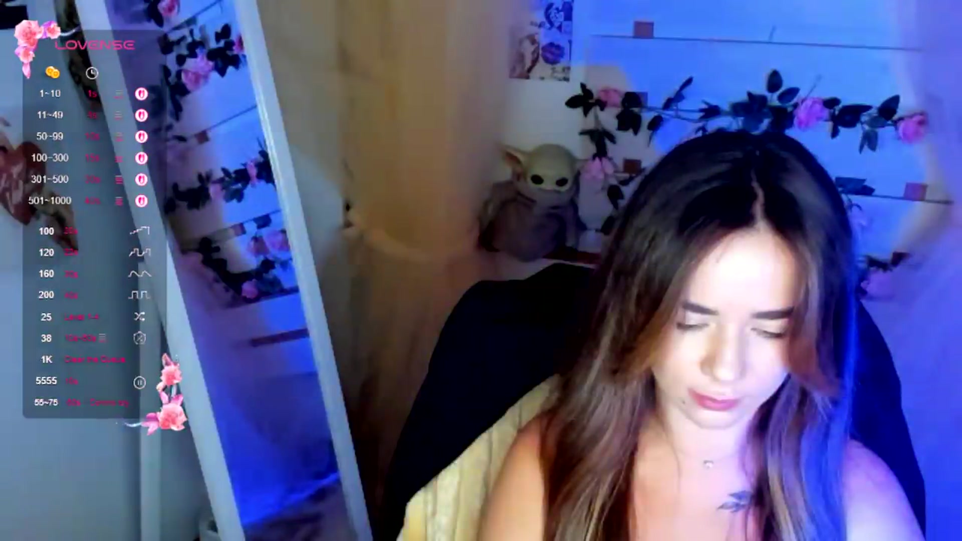 Gallery image thumbnail from KiraLove's myfreecams stream on, 07/08/2026, 11:36 image 8 of 20