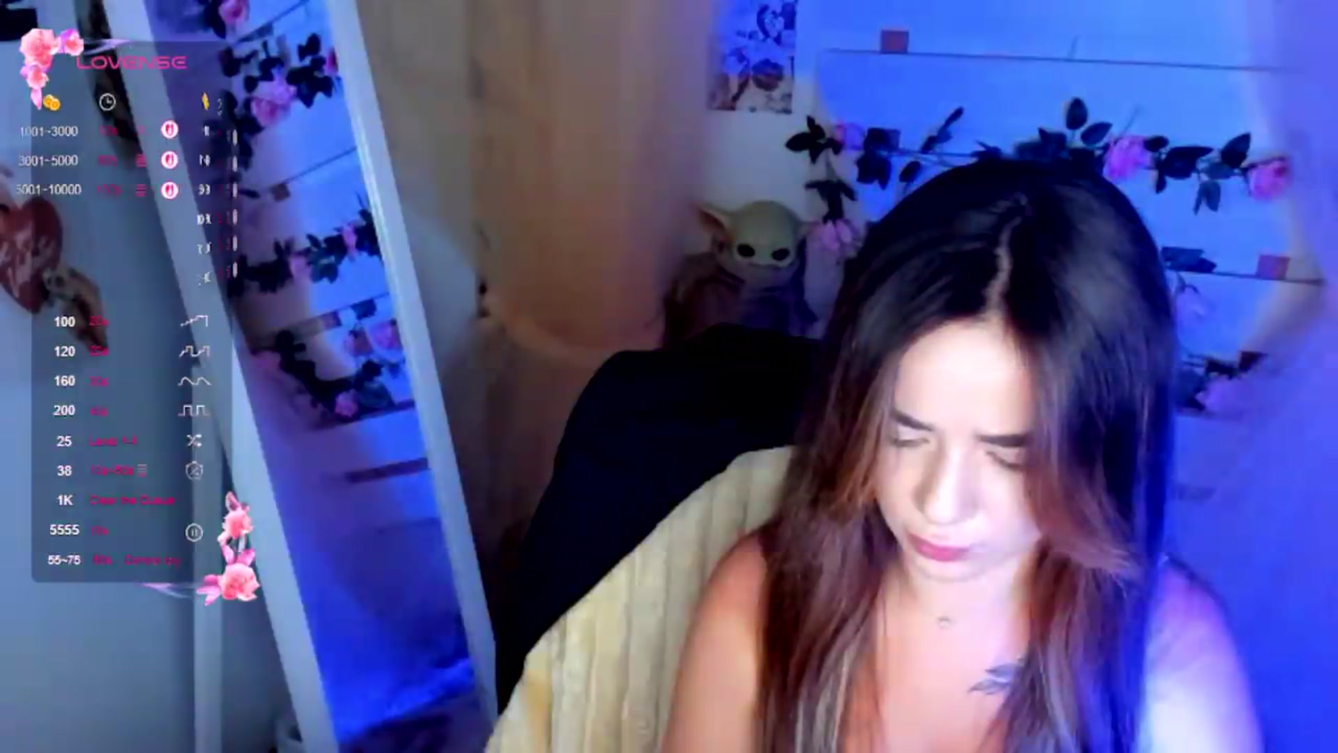 Gallery image thumbnail from KiraLove's myfreecams stream on, 07/08/2026, 11:36 image 13 of 20