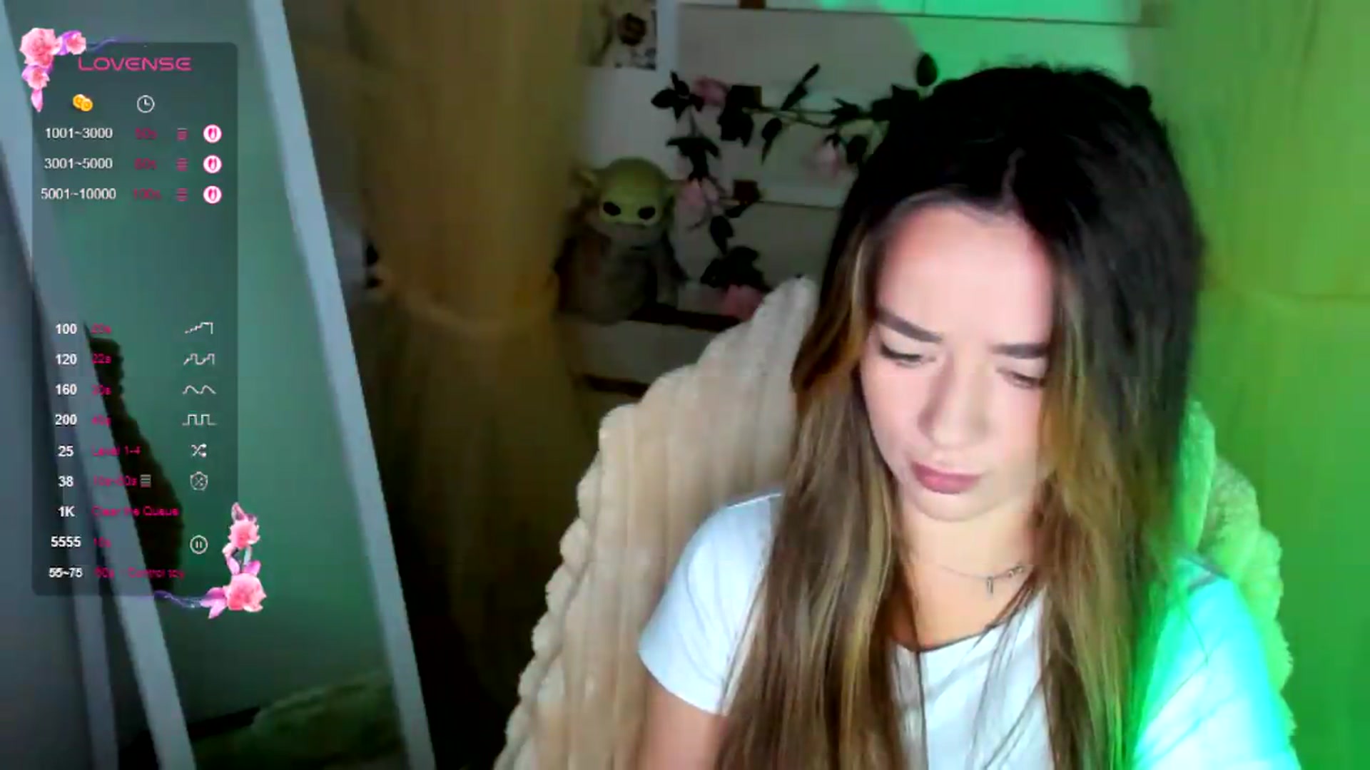 Gallery image thumbnail from KiraLove's myfreecams stream on, 07/20/2026, 07:17 image 9 of 20