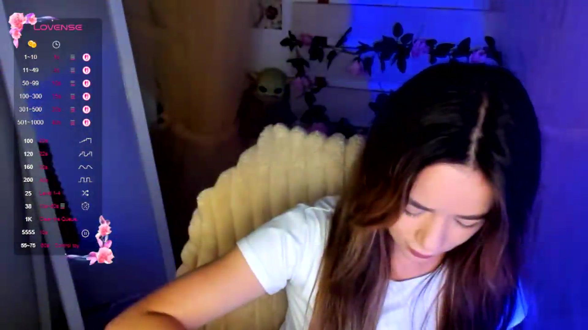 Gallery image thumbnail from KiraLove's myfreecams stream on, 07/20/2026, 07:17 image 8 of 20