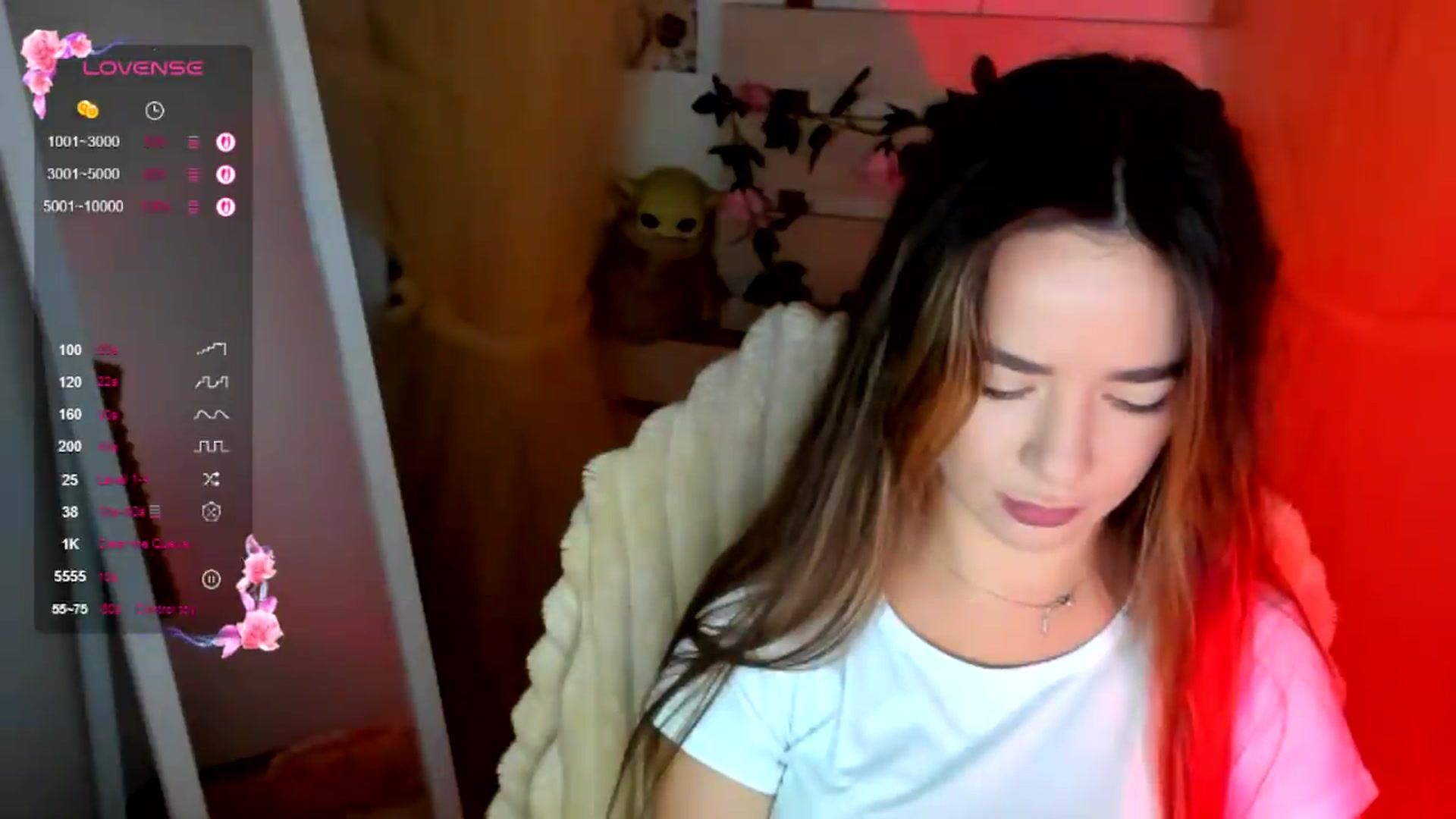 Gallery image thumbnail from KiraLove's myfreecams stream on, 07/20/2026, 07:17 image 19 of 20