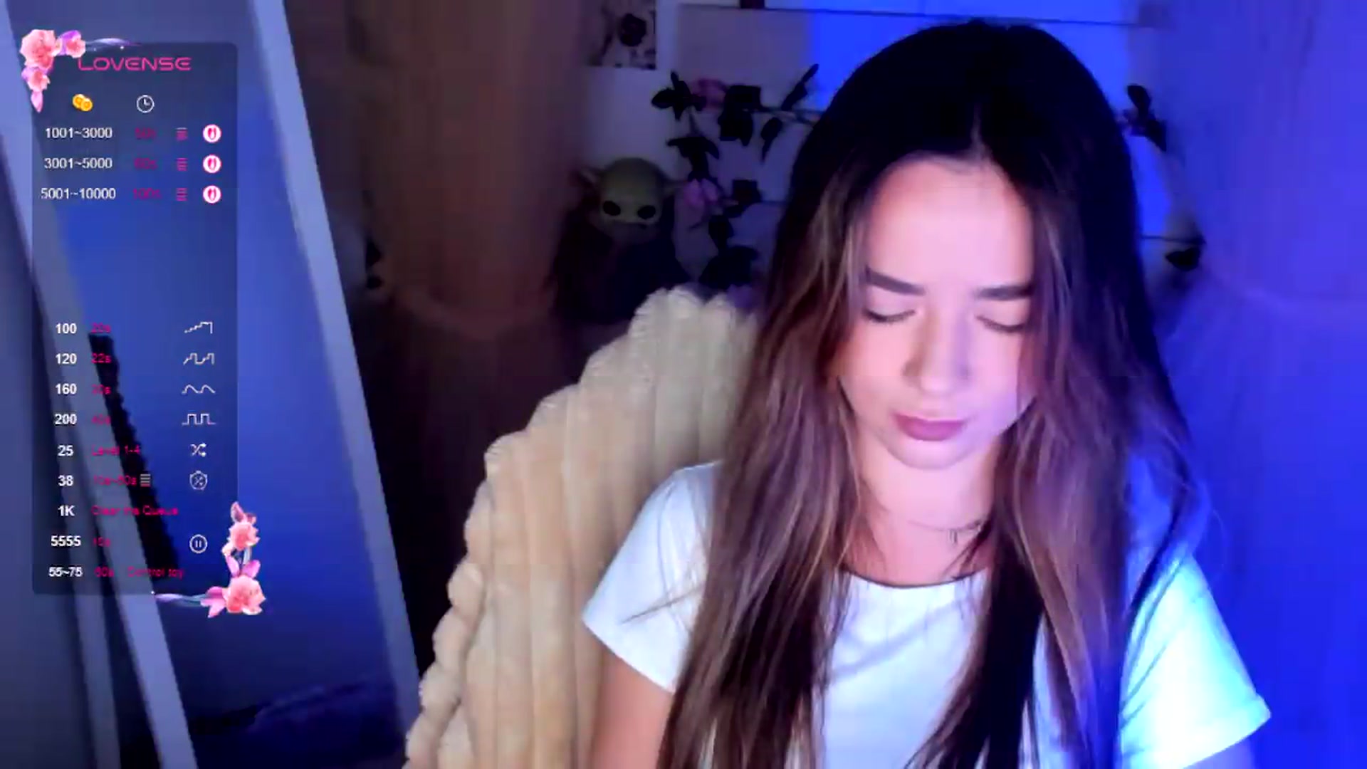 Gallery image thumbnail from KiraLove's myfreecams stream on, 07/20/2026, 07:17 image 4 of 20