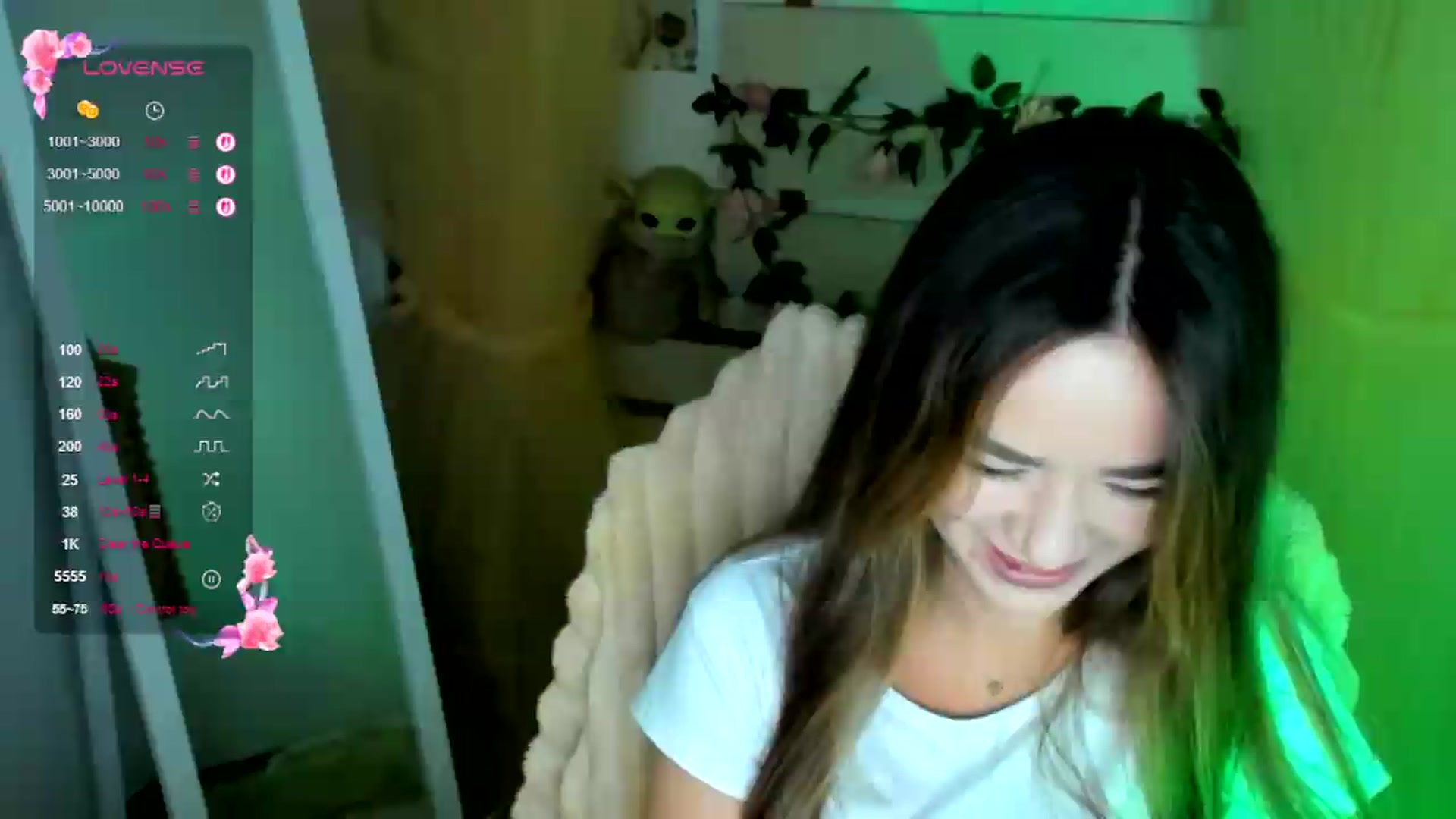 Gallery image thumbnail from KiraLove's myfreecams stream on, 07/20/2026, 09:53 image 8 of 20