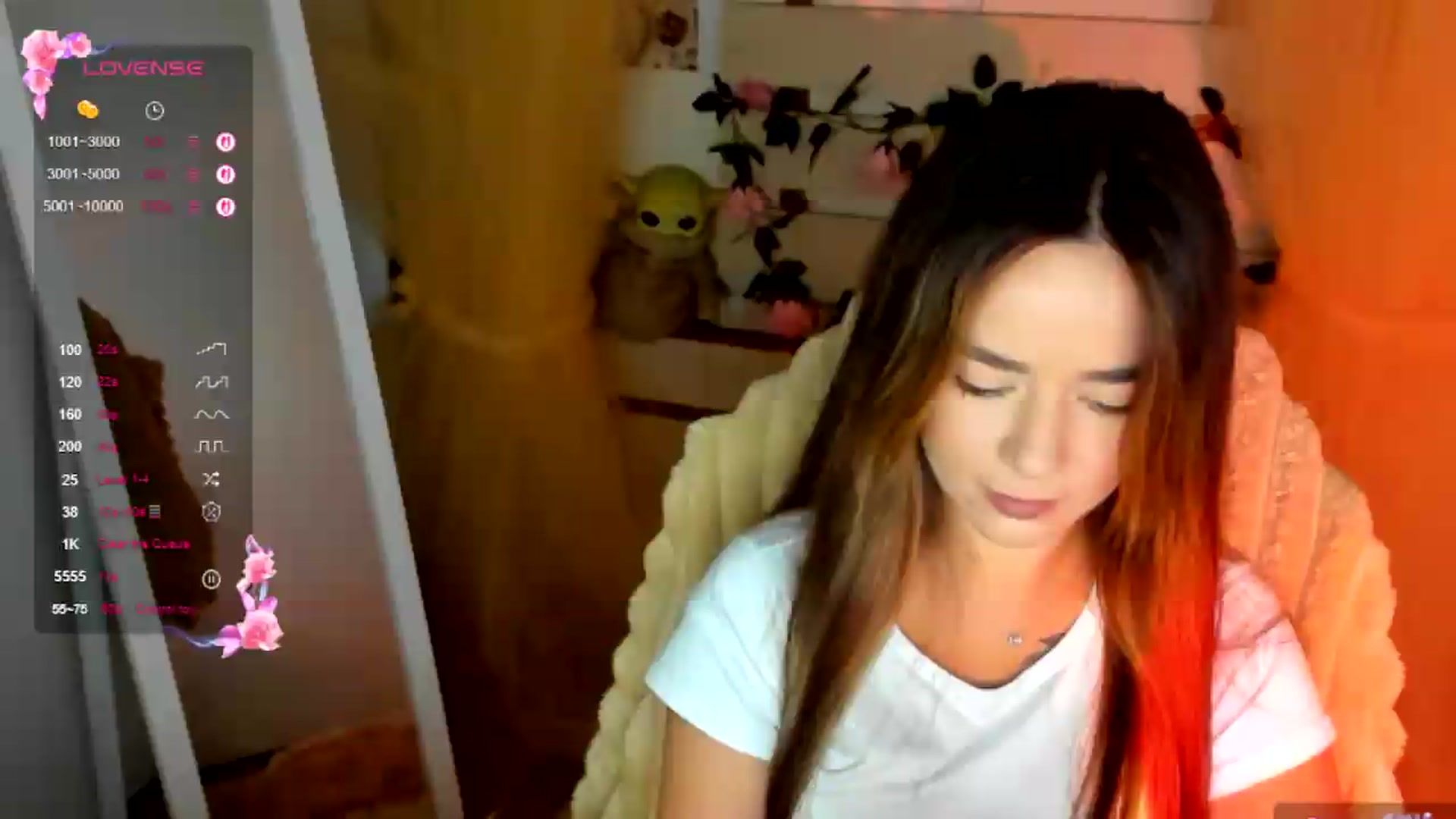 Gallery image thumbnail from KiraLove's myfreecams stream on, 07/20/2026, 09:53 image 12 of 20