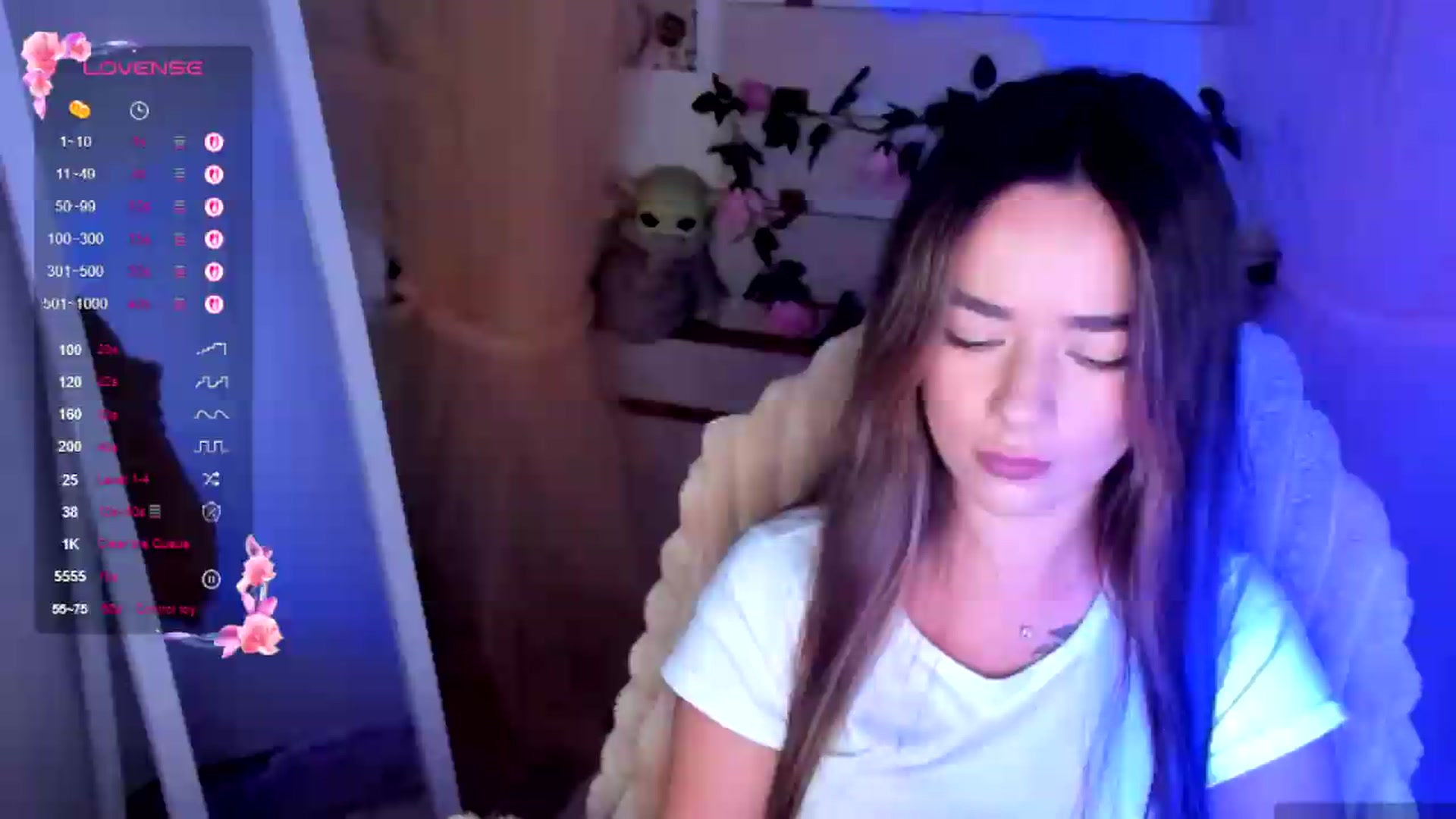 Gallery image thumbnail from KiraLove's myfreecams stream on, 07/20/2026, 09:53 image 13 of 20