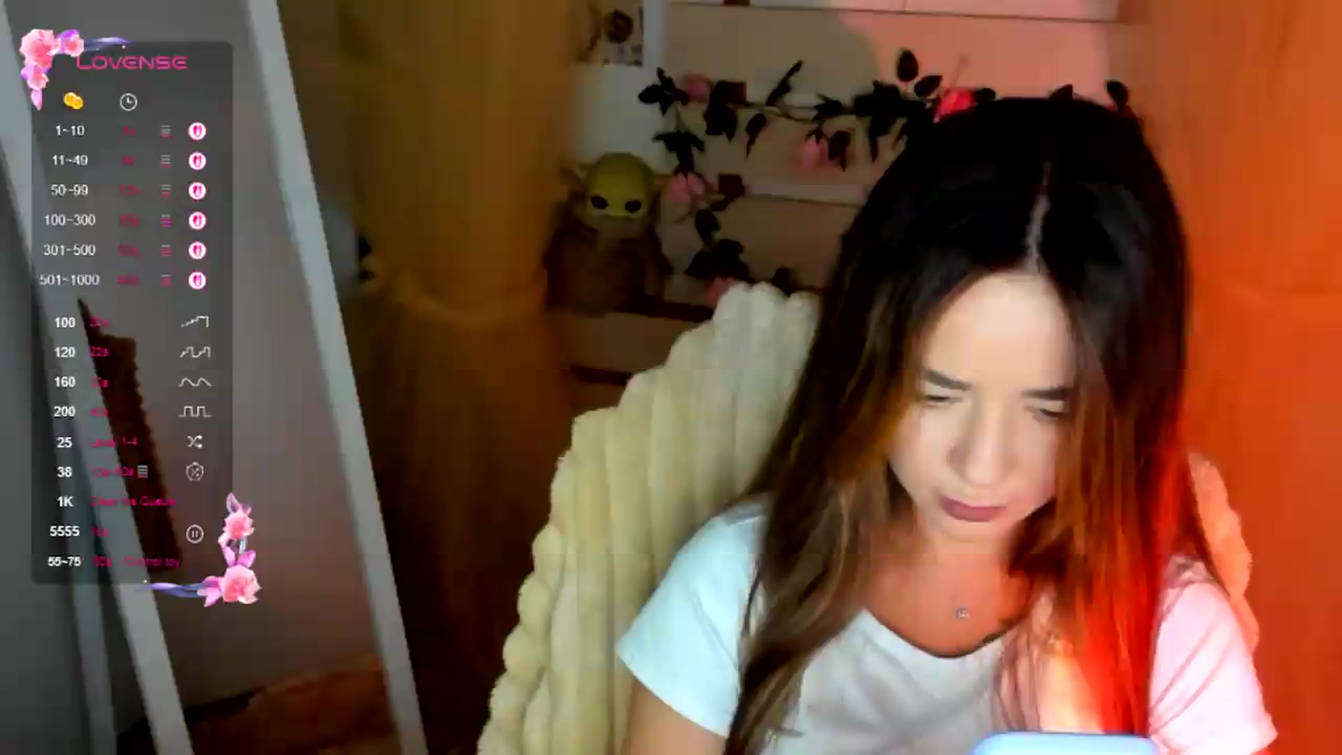 Gallery image thumbnail from KiraLove's myfreecams stream on, 07/20/2026, 09:53 image 9 of 20