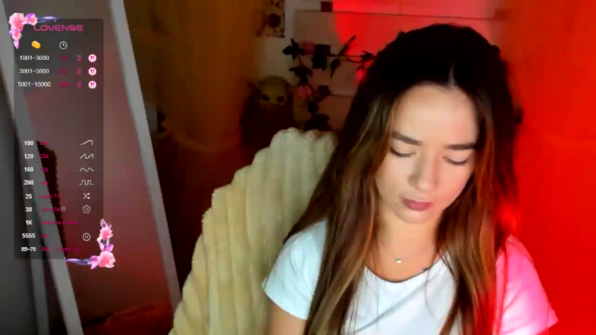 Gallery image thumbnail from KiraLove's myfreecams stream on, 07/20/2026, 10:25 image 4 of 20