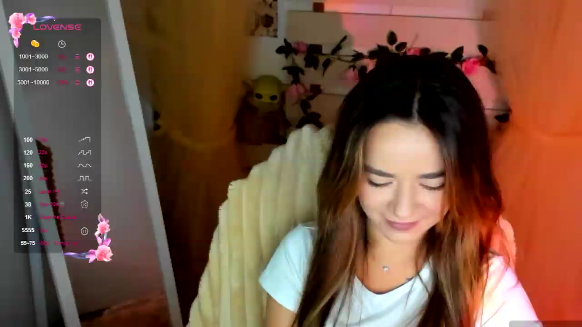 Gallery image thumbnail from KiraLove's myfreecams stream on, 07/20/2026, 10:25 image 17 of 20