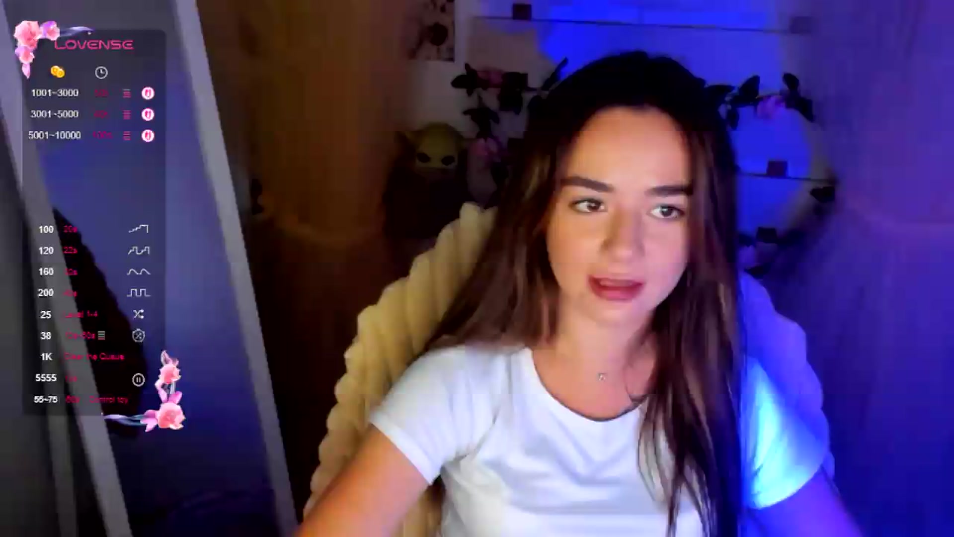 Gallery image thumbnail from KiraLove's myfreecams stream on, 07/20/2026, 12:03 image 4 of 20