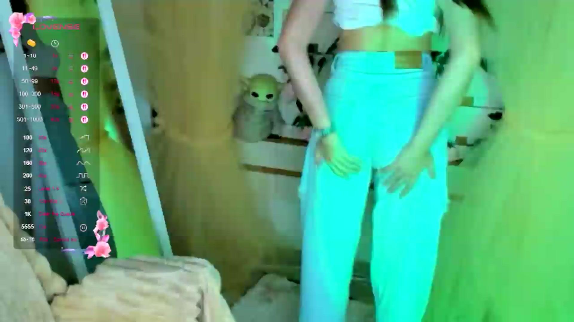 Gallery image thumbnail from KiraLove's myfreecams stream on, 07/20/2026, 12:03 image 6 of 20