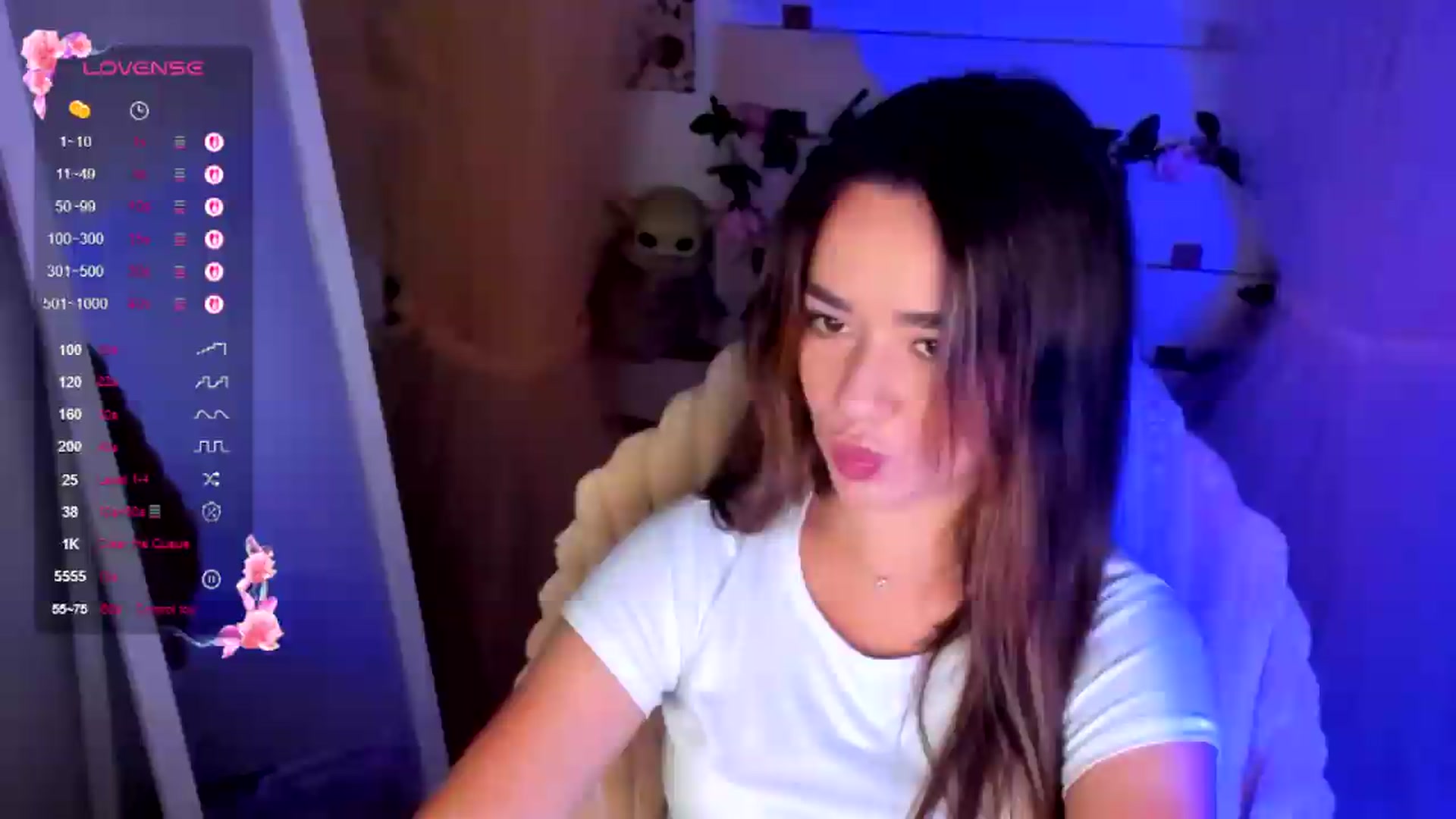 Gallery image thumbnail from KiraLove's myfreecams stream on, 07/20/2026, 12:03 image 1 of 20