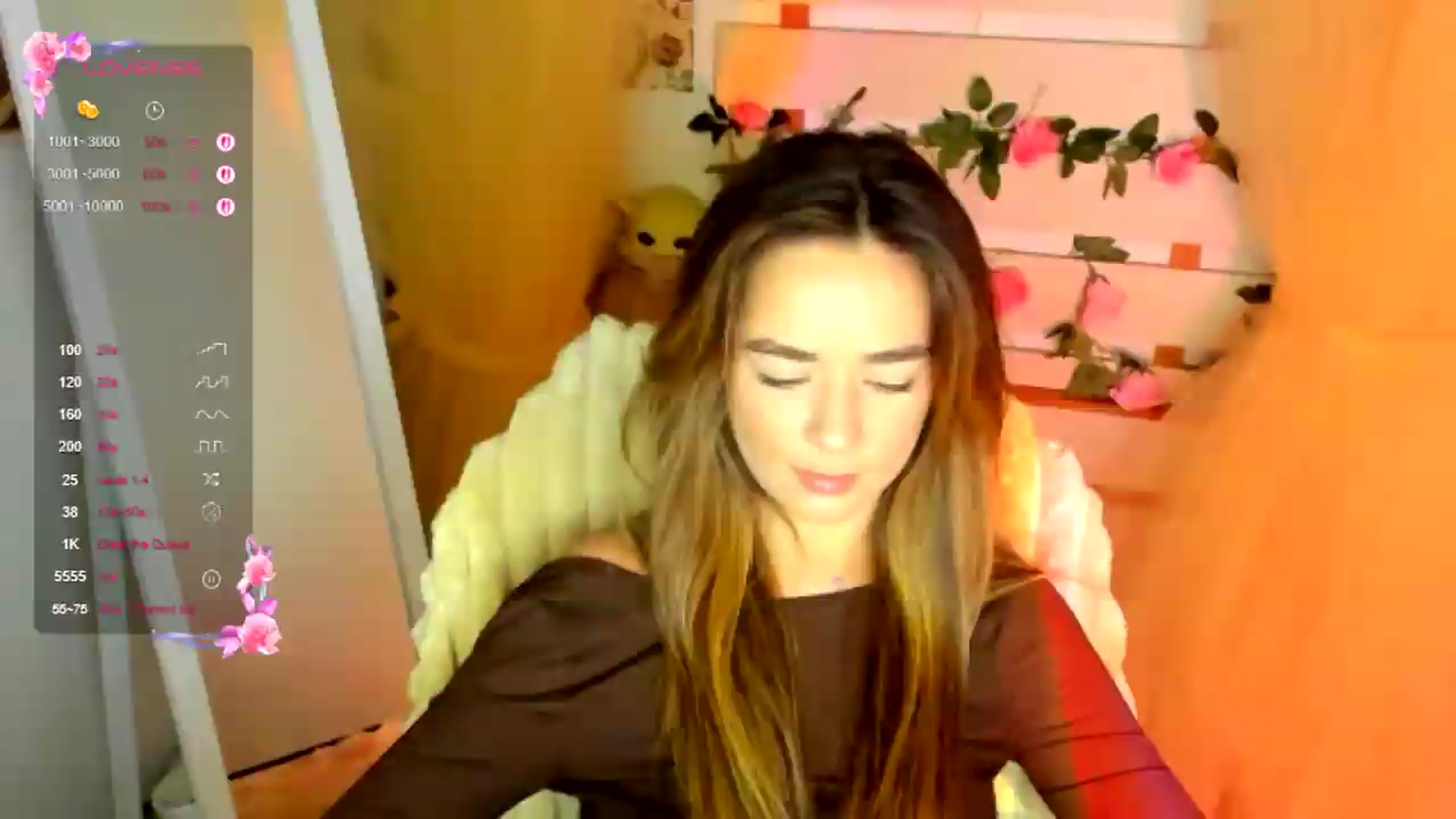 Gallery image thumbnail from KiraLove's myfreecams stream on, 07/21/2026, 10:10 image 19 of 20