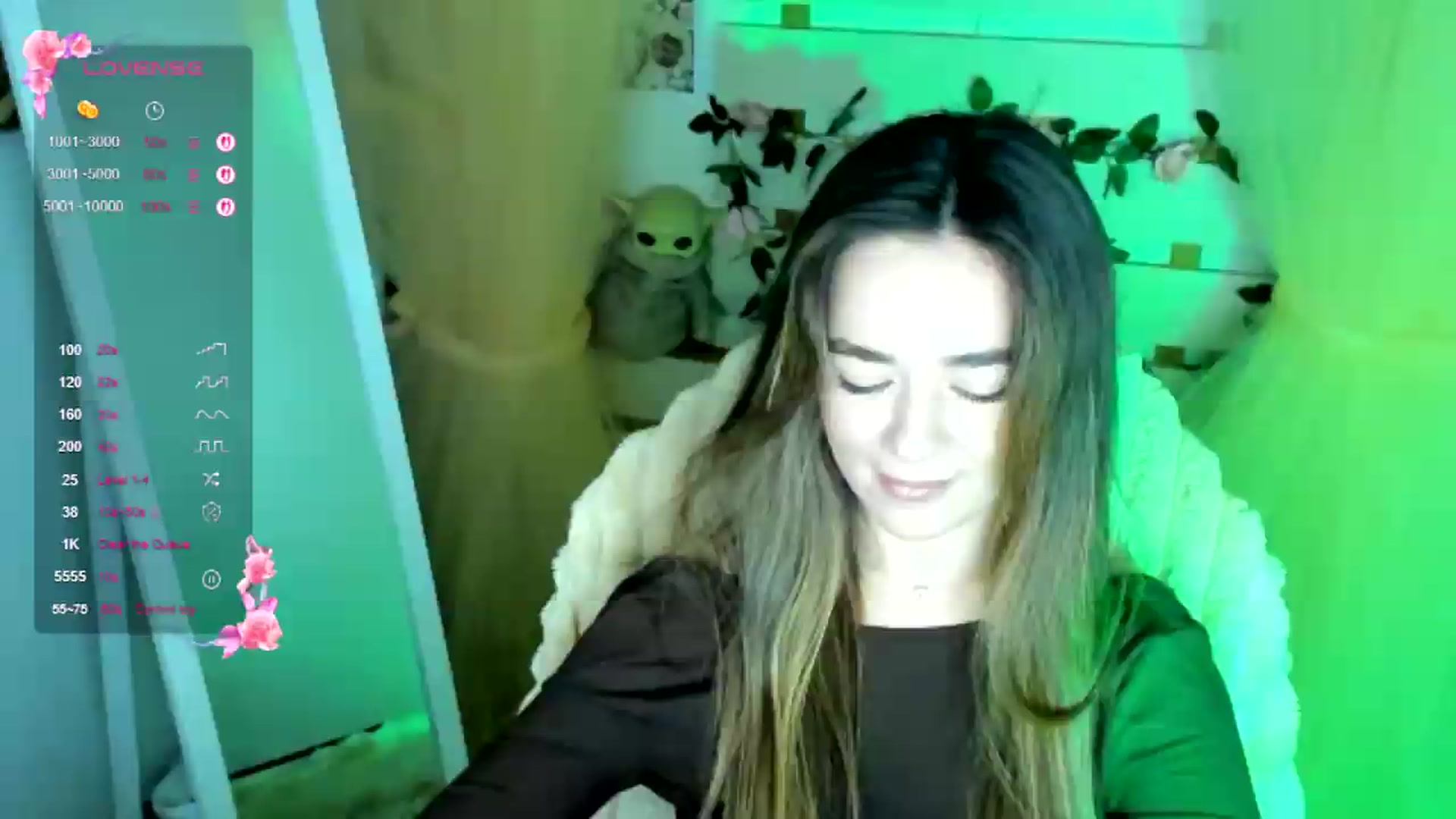 Gallery image thumbnail from KiraLove's myfreecams stream on, 07/21/2026, 10:10 image 12 of 20
