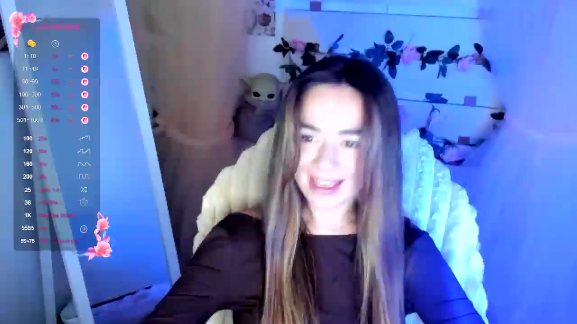 Gallery image thumbnail from KiraLove's myfreecams stream on, 07/21/2026, 10:10 image 18 of 20