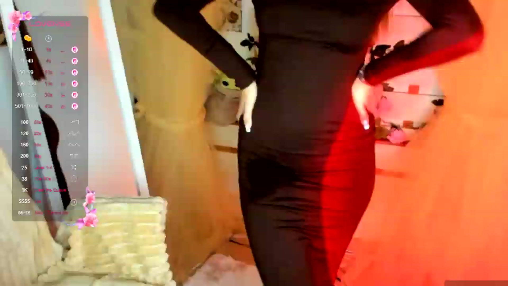 Gallery image thumbnail from KiraLove's myfreecams stream on, 07/21/2026, 10:25 image 9 of 20