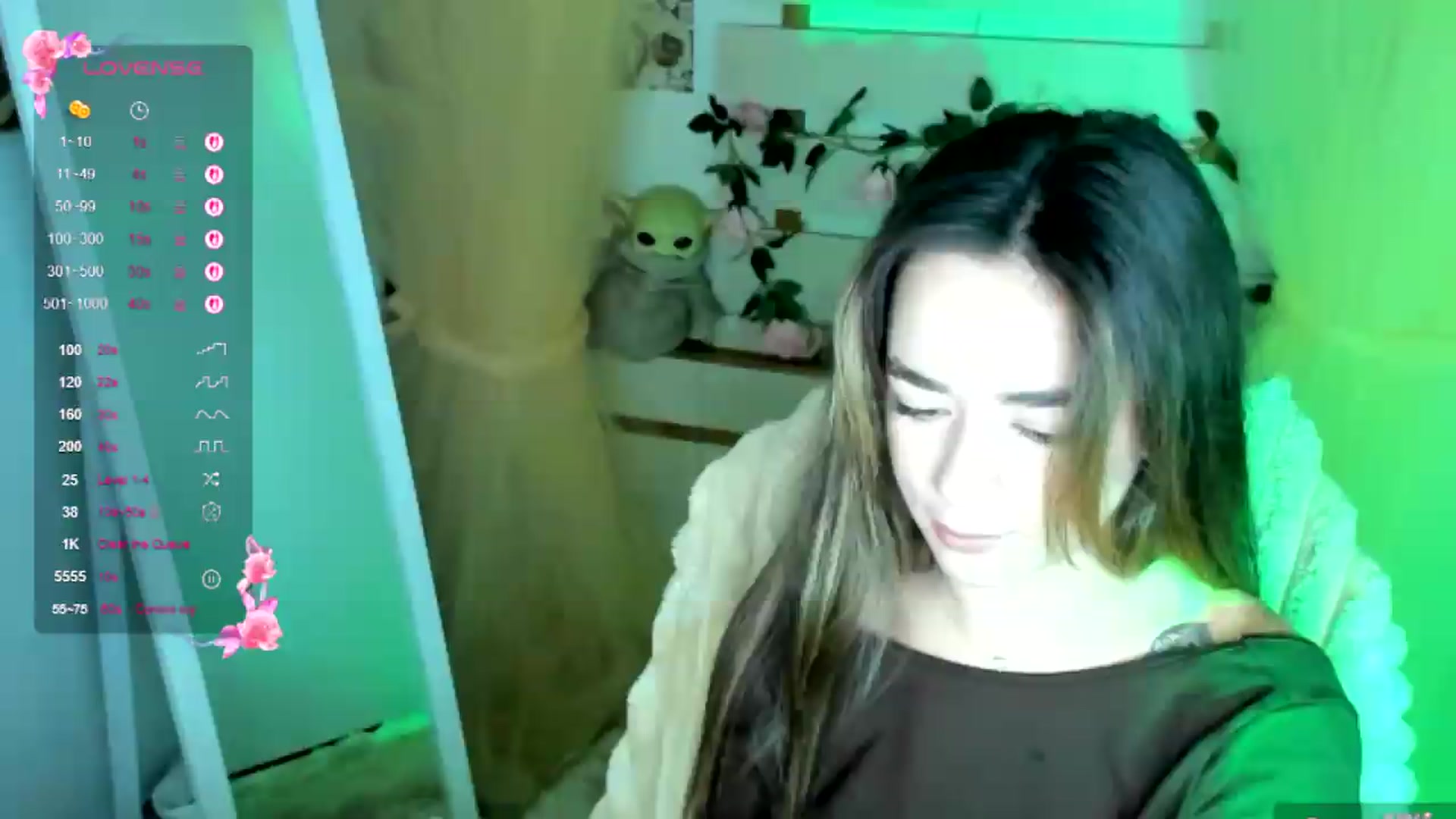 Gallery image thumbnail from KiraLove's myfreecams stream on, 07/21/2026, 10:25 image 19 of 20