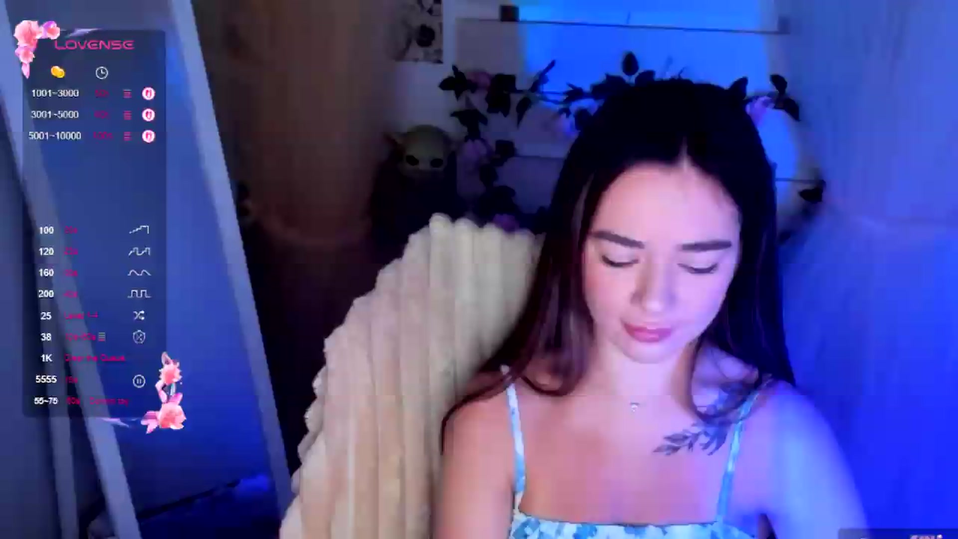 Gallery image thumbnail from KiraLove's myfreecams stream on, 07/22/2026, 07:07 image 11 of 20