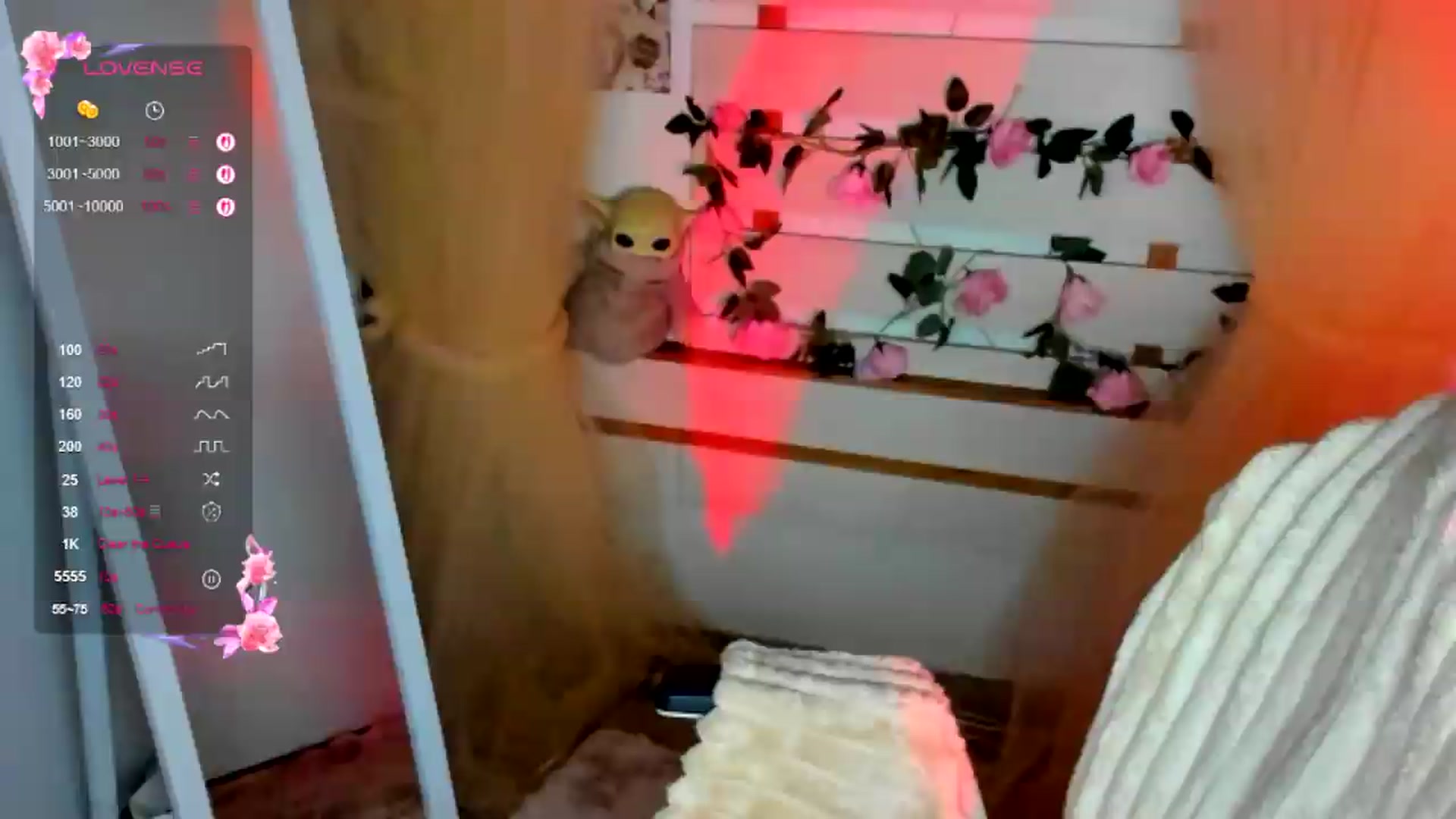Gallery image thumbnail from KiraLove's myfreecams stream on, 07/22/2026, 10:48 image 13 of 20