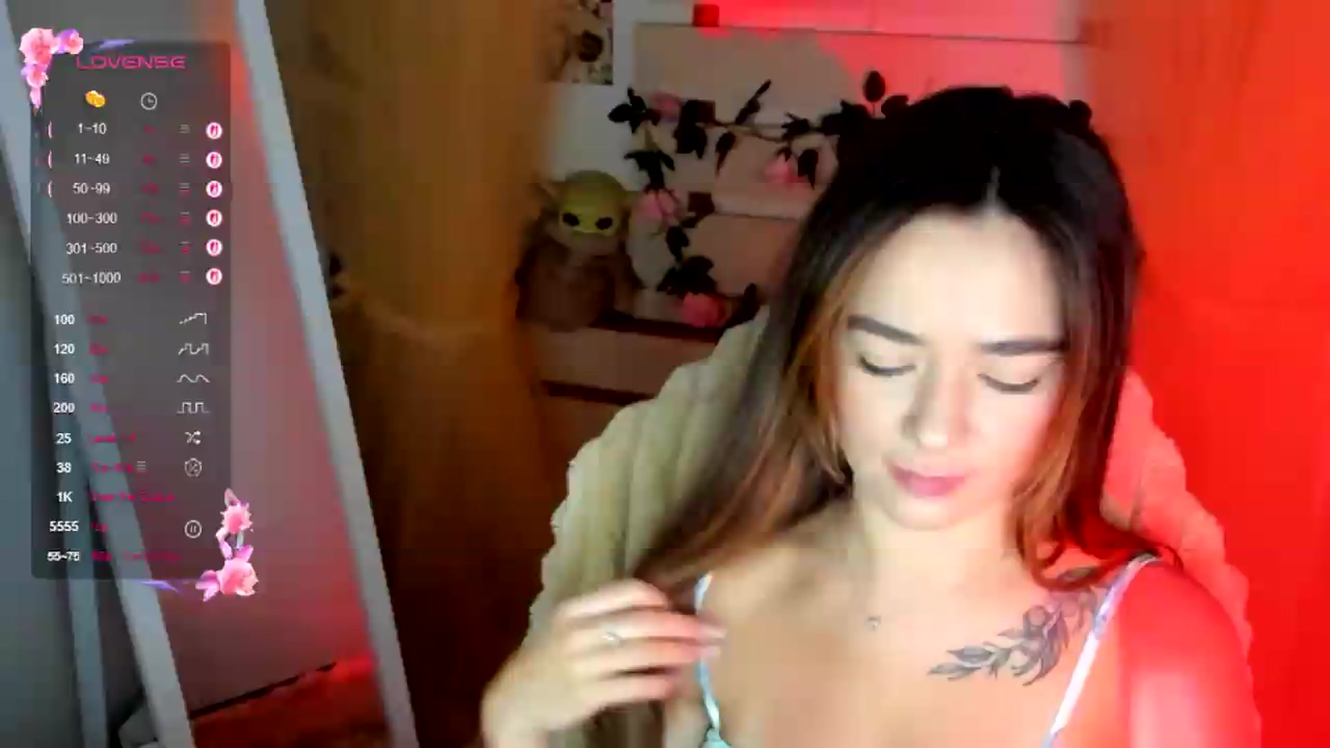 Gallery image thumbnail from KiraLove's myfreecams stream on, 07/22/2026, 10:48 image 7 of 20