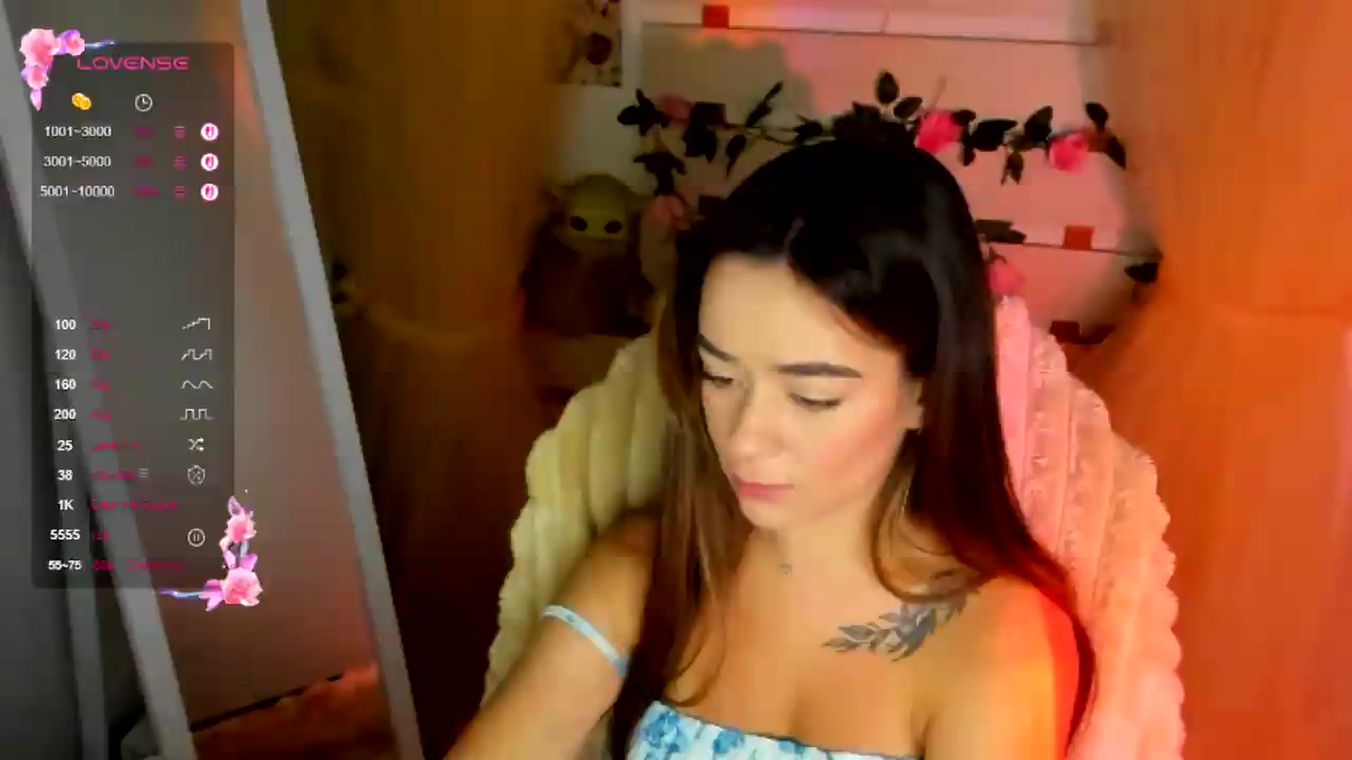 Gallery image thumbnail from KiraLove's myfreecams stream on, 07/22/2026, 11:49 image 7 of 20
