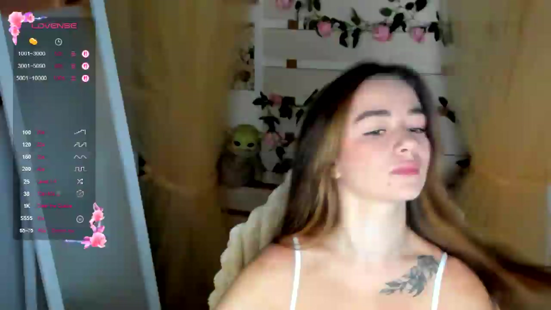 Gallery image thumbnail from KiraLove's myfreecams stream on, 07/23/2026, 06:30 image 17 of 20