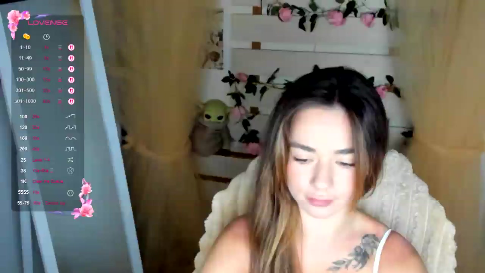 Gallery image thumbnail from KiraLove's myfreecams stream on, 07/23/2026, 07:56 image 15 of 20