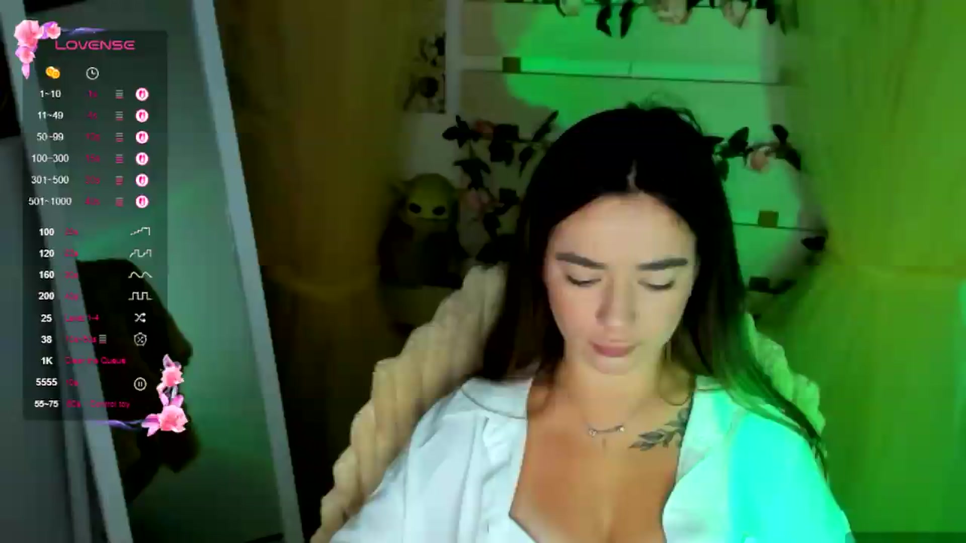 Gallery image thumbnail from KiraLove's myfreecams stream on, 07/24/2026, 09:46 image 9 of 20
