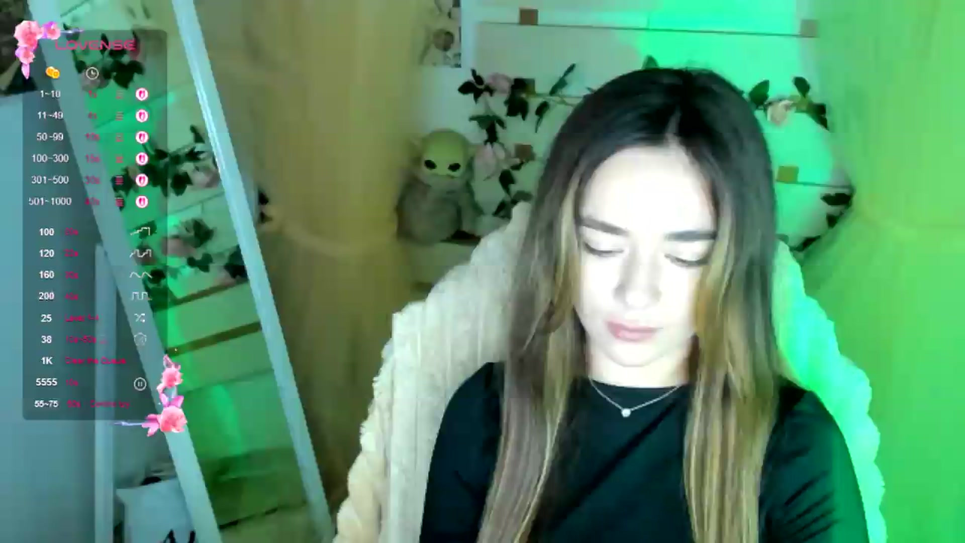 Gallery image thumbnail from KiraLove's myfreecams stream on, 07/28/2026, 11:25 image 5 of 20