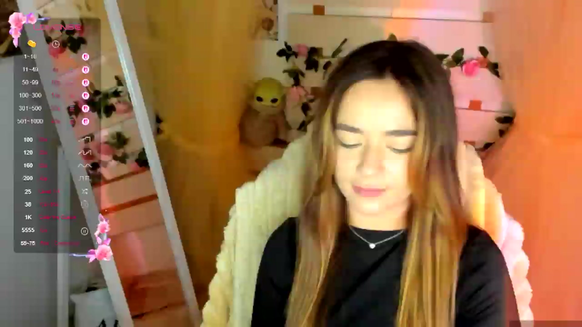Gallery image thumbnail from KiraLove's myfreecams stream on, 07/28/2026, 11:25 image 4 of 20