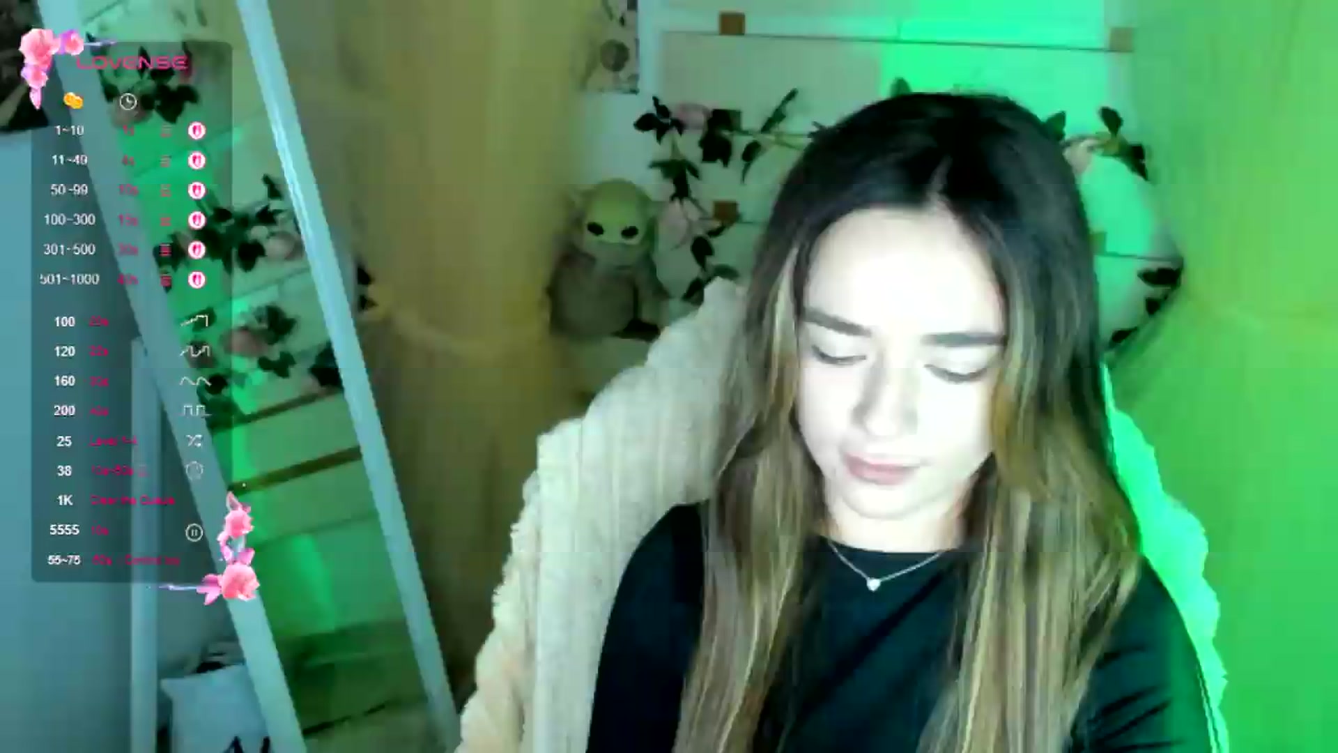 Gallery image thumbnail from KiraLove's myfreecams stream on, 07/28/2026, 11:25 image 3 of 20