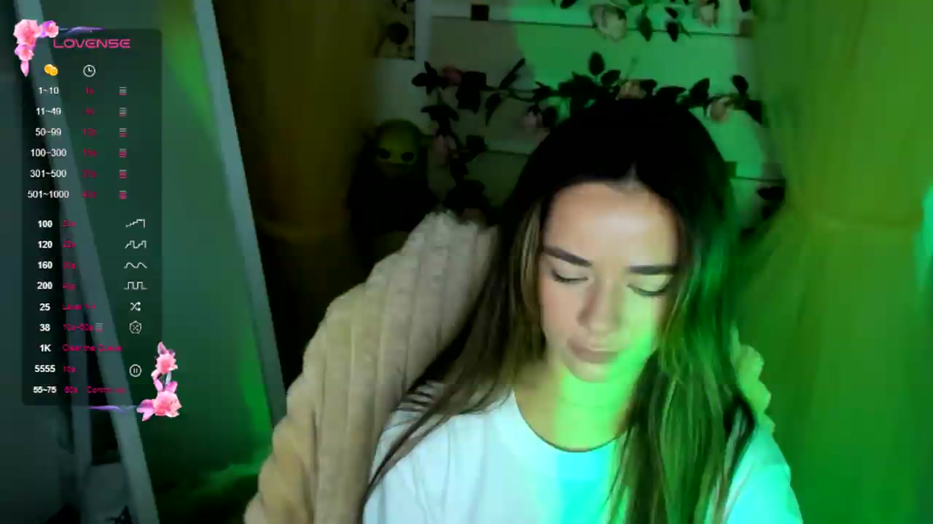 Gallery image thumbnail from KiraLove's myfreecams stream on, 08/05/2026, 13:22 image 1 of 20