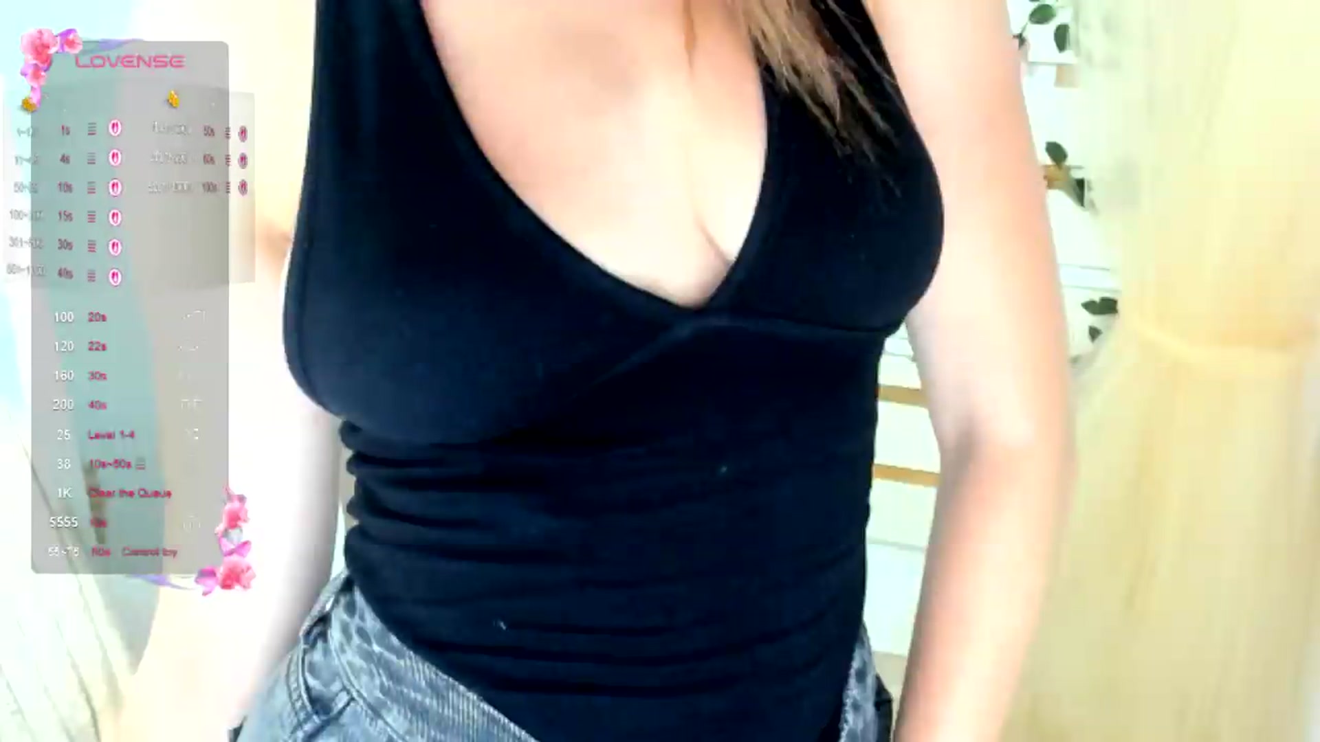 Gallery image thumbnail from KiraLove's myfreecams stream on, 08/07/2026, 13:06 image 11 of 20