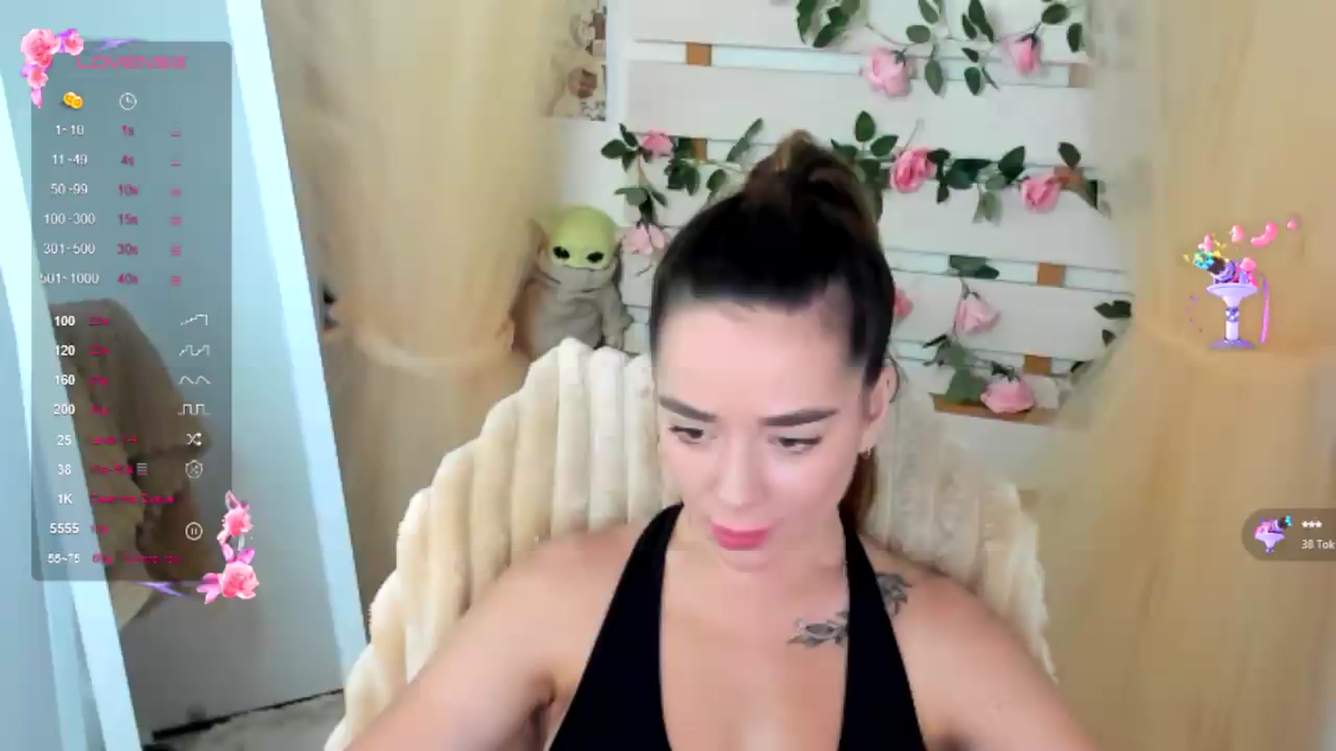 Gallery image thumbnail from KiraLove's myfreecams stream on, 08/07/2026, 13:06 image 7 of 20