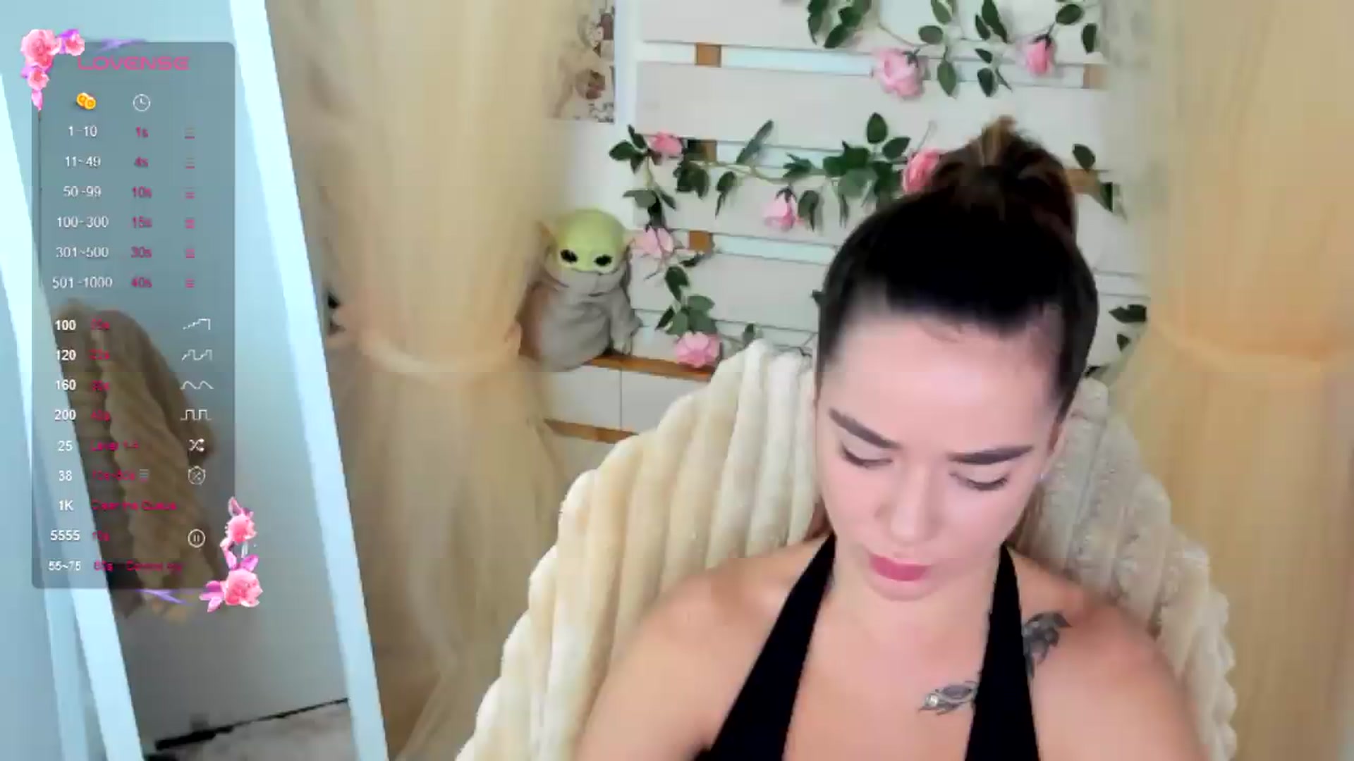 Gallery image thumbnail from KiraLove's myfreecams stream on, 08/07/2026, 13:06 image 1 of 20