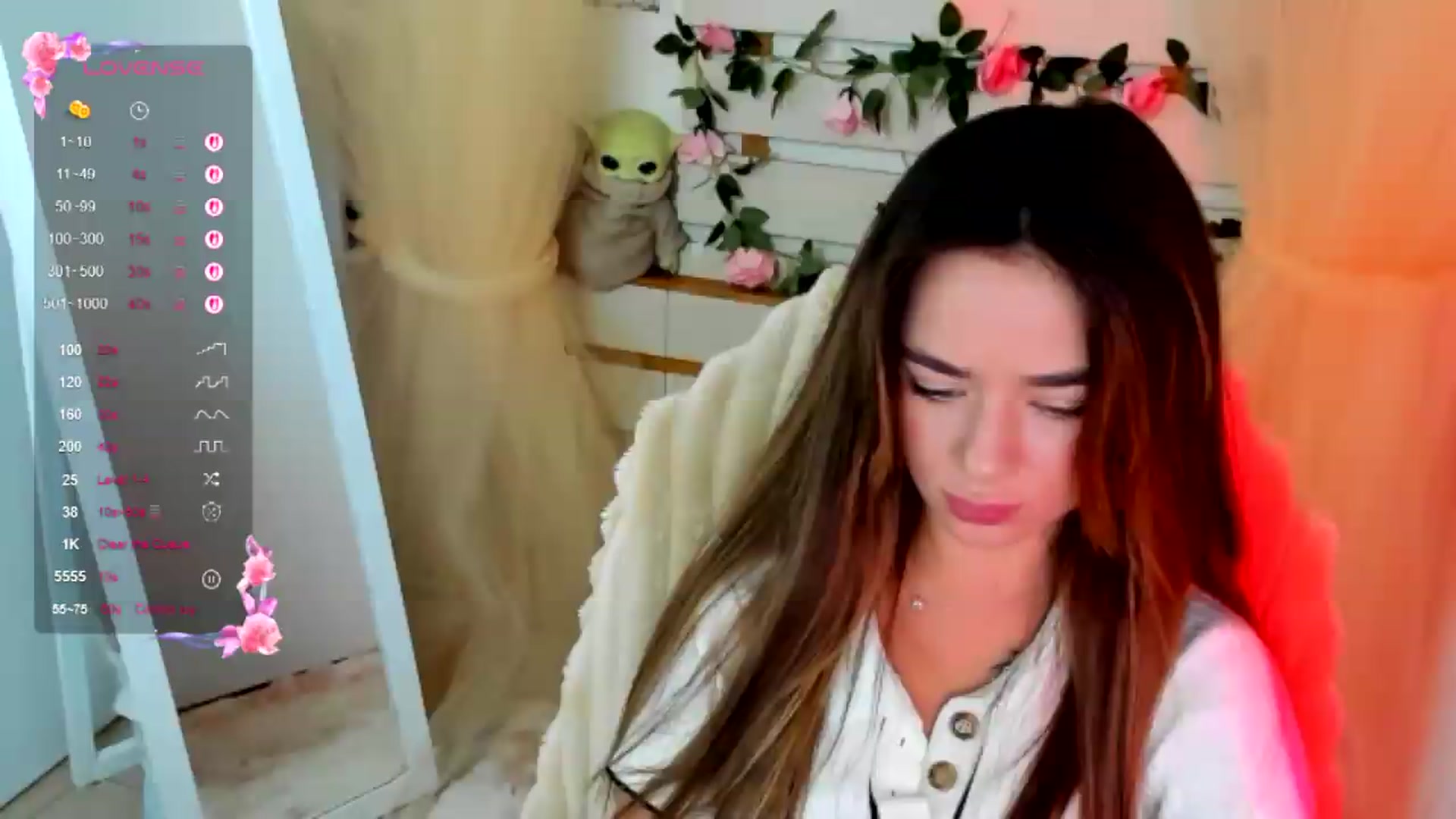 Gallery image thumbnail from KiraLove's myfreecams stream on, 08/08/2026, 11:09 image 10 of 20