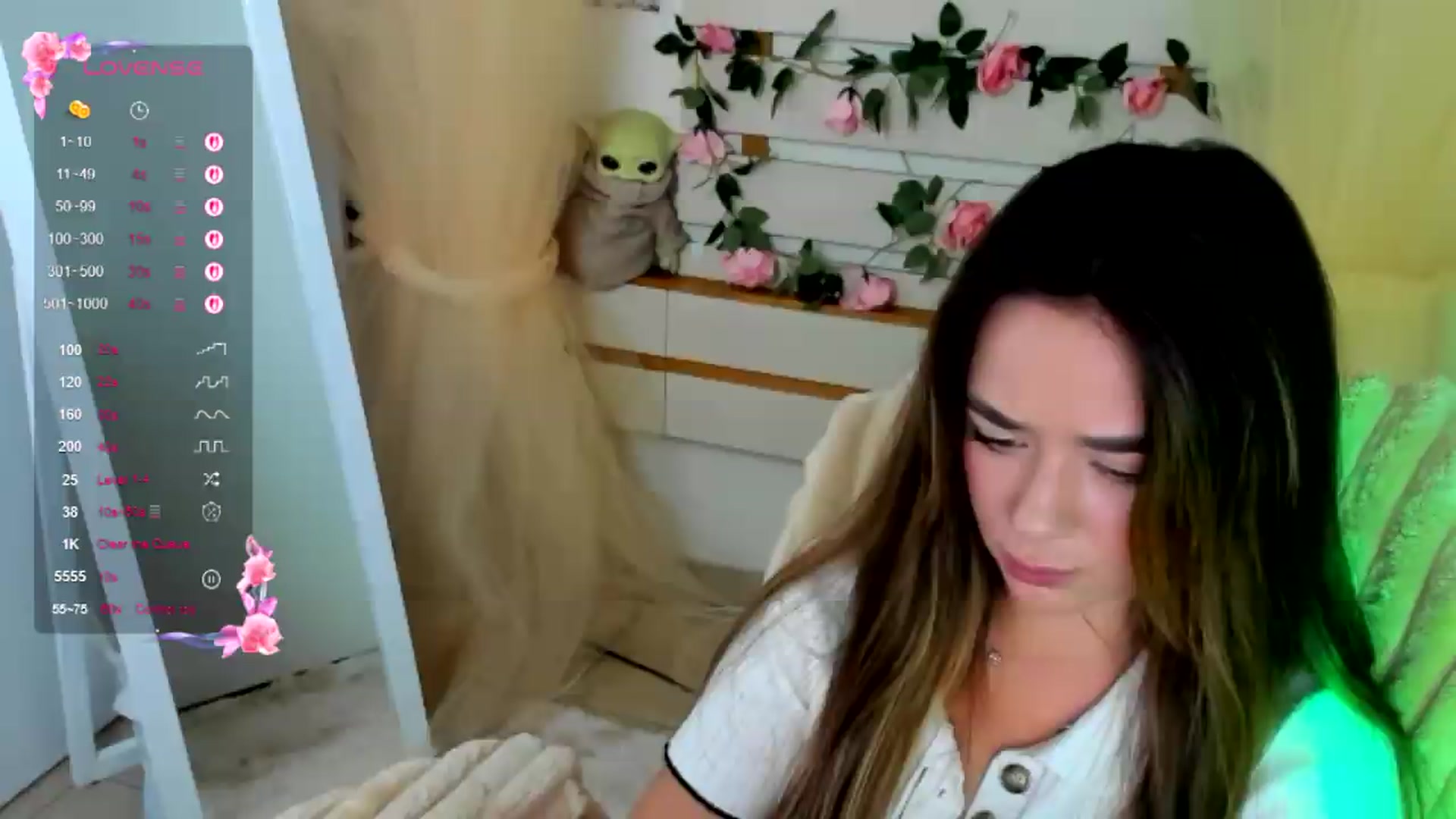 Gallery image thumbnail from KiraLove's myfreecams stream on, 08/08/2026, 11:09 image 14 of 20