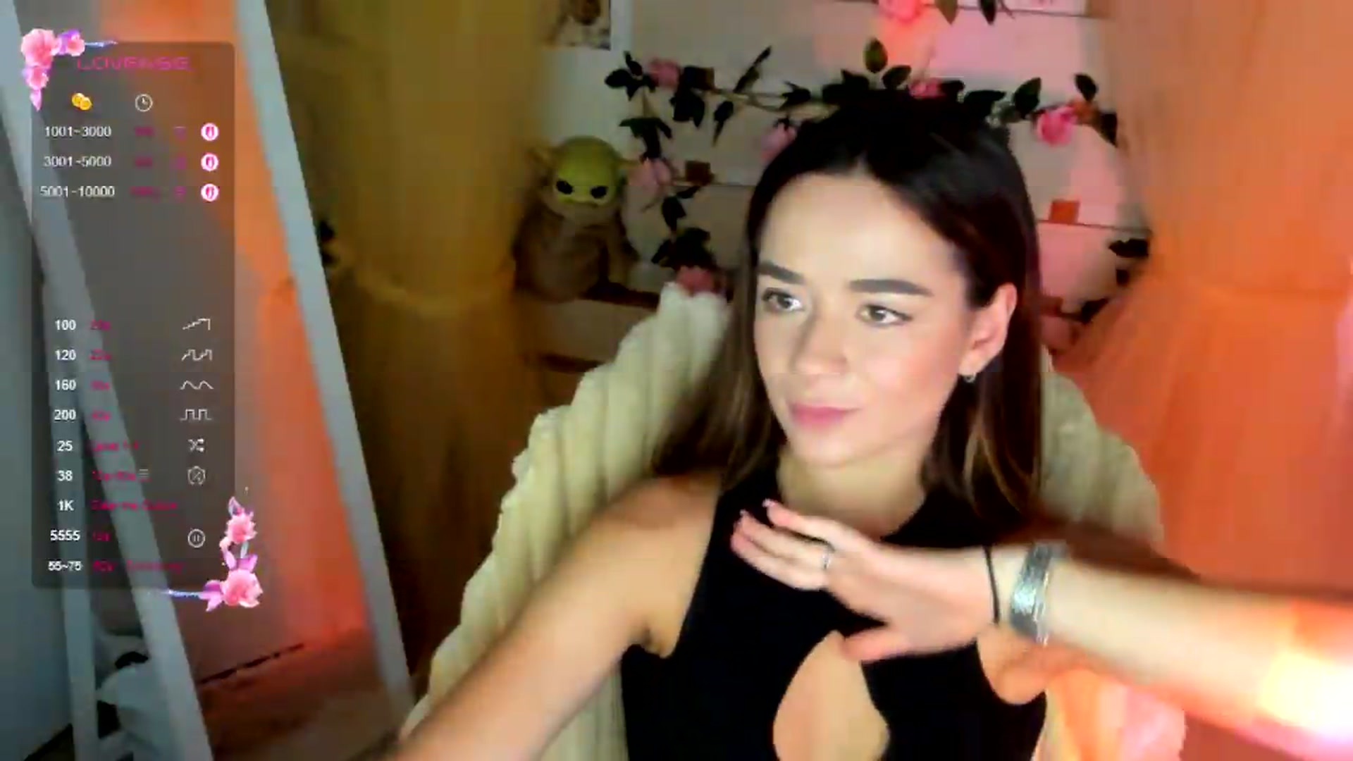 Gallery image thumbnail from KiraLove's myfreecams stream on, 08/10/2026, 11:15 image 13 of 20