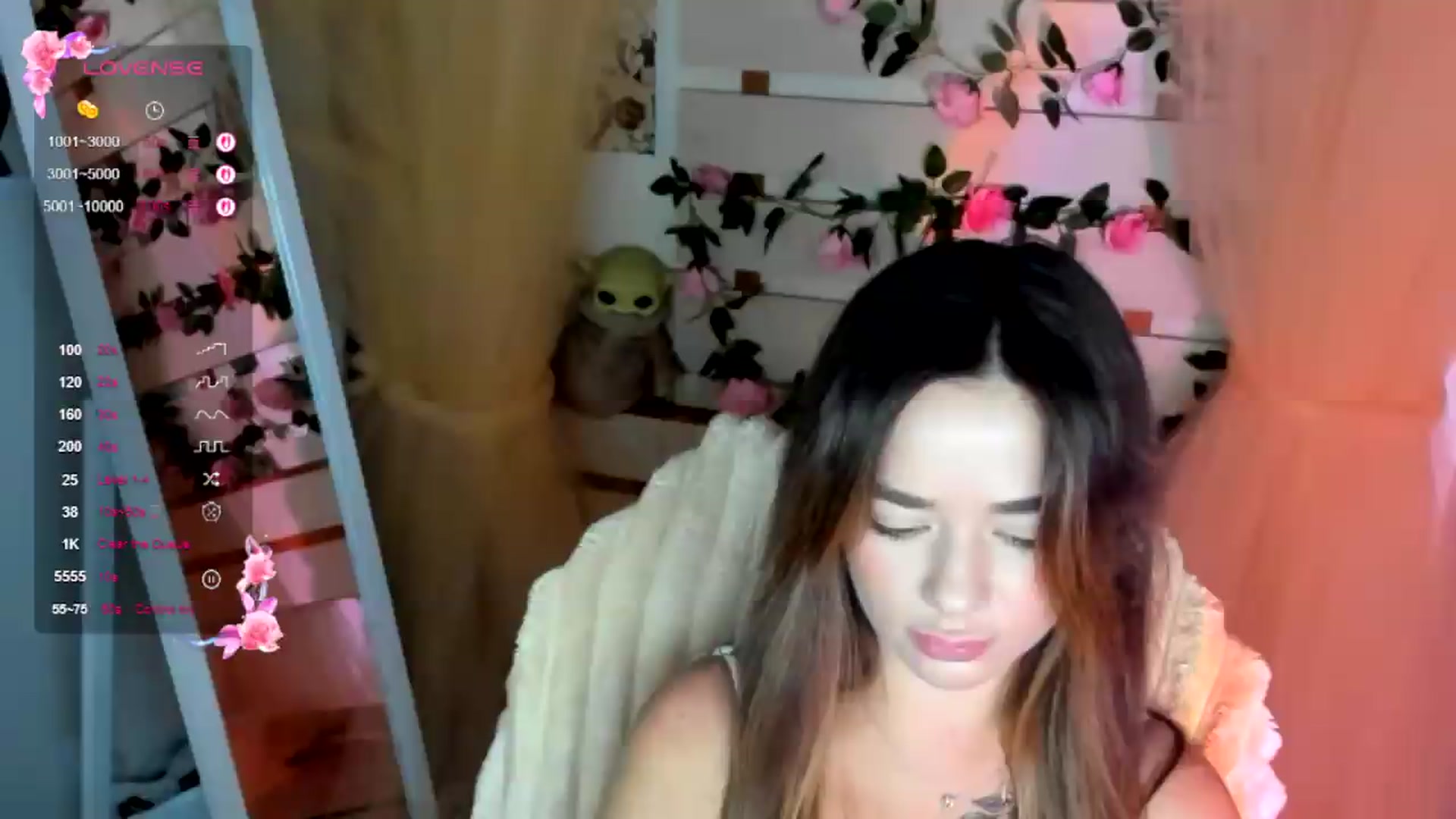 Gallery image thumbnail from KiraLove's myfreecams stream on, 08/11/2026, 09:39 image 7 of 20