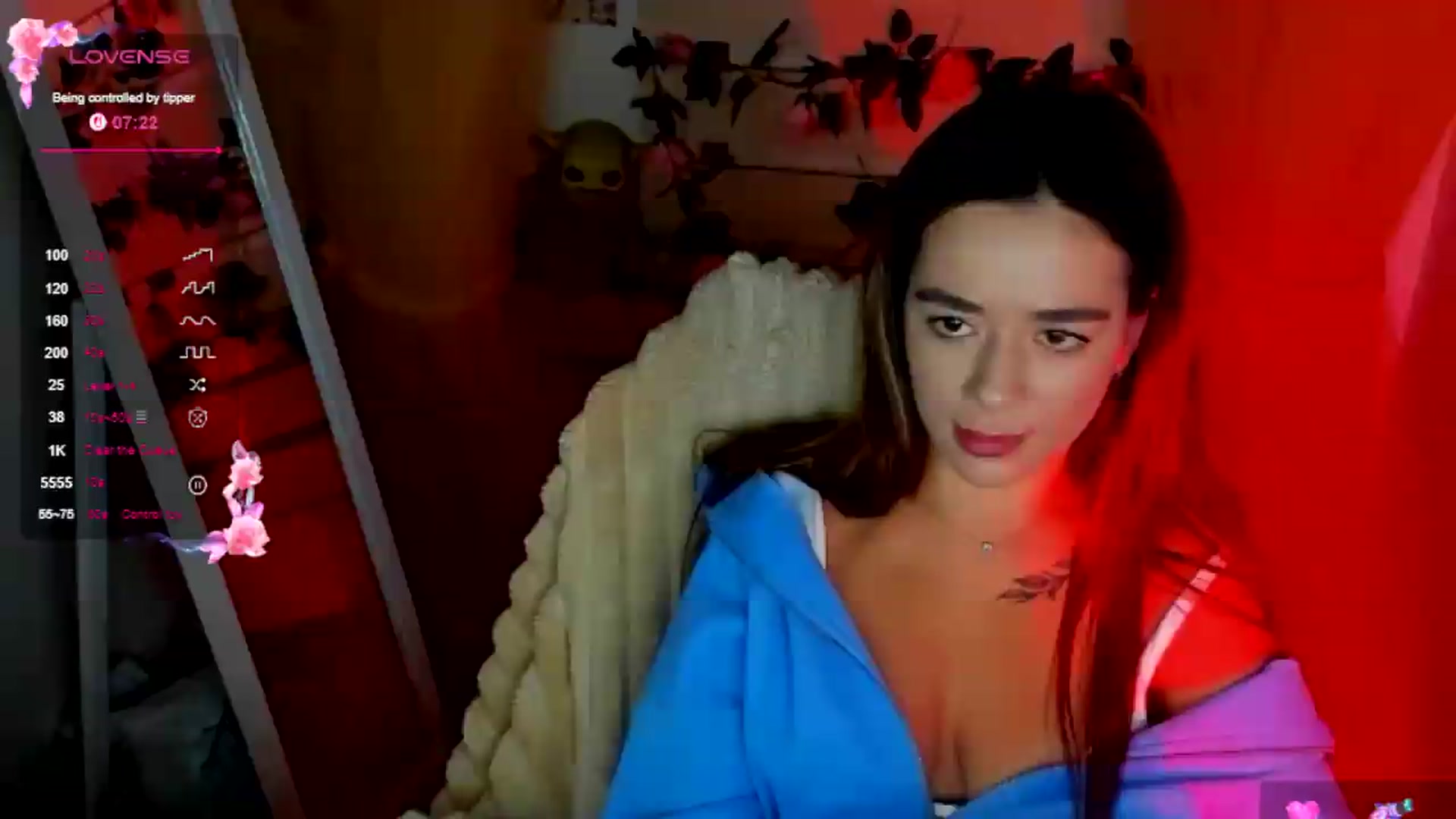 Gallery image thumbnail from KiraLove's myfreecams stream on, 09/06/2026, 10:49 image 9 of 20