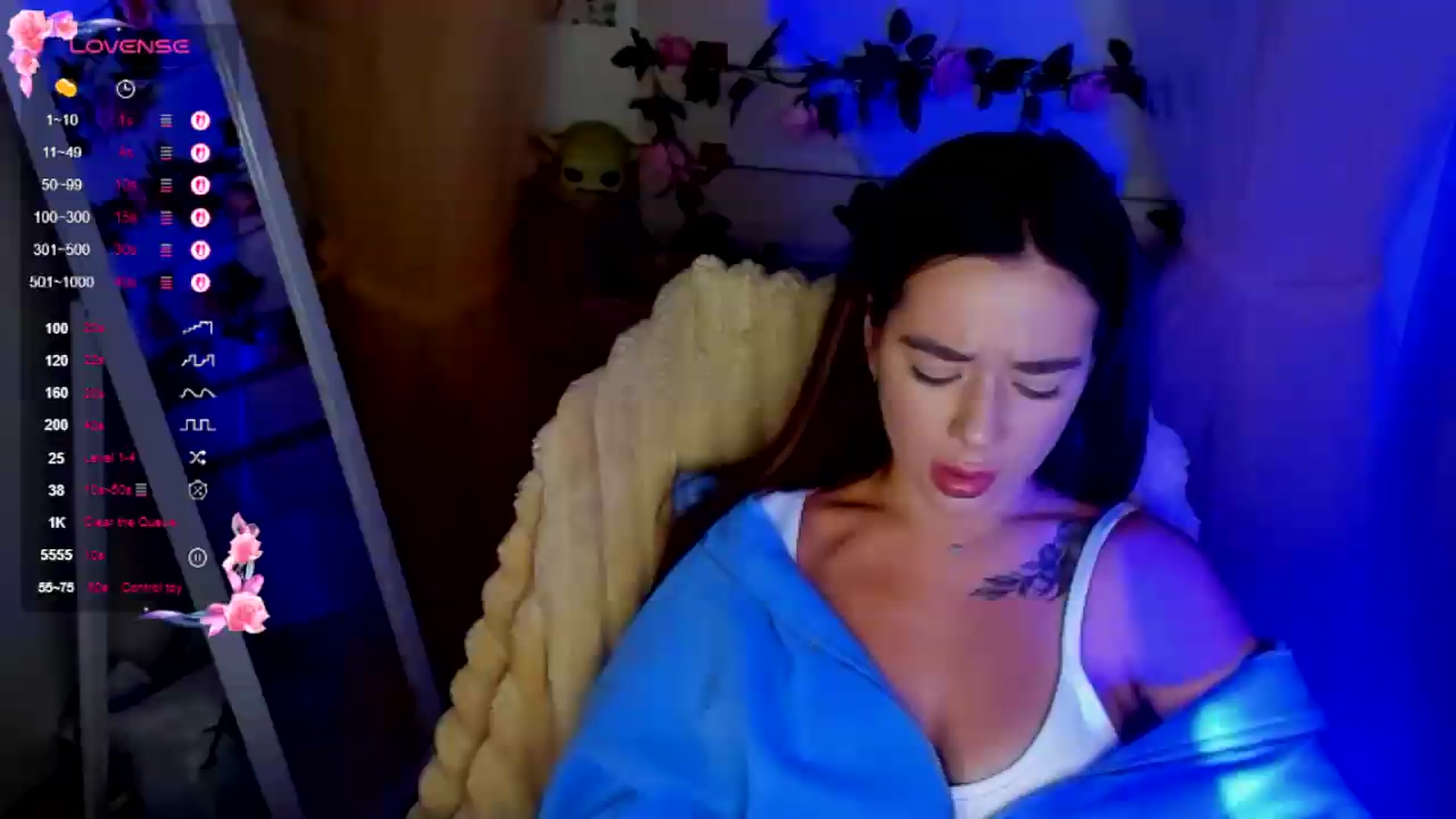 Gallery image thumbnail from KiraLove's myfreecams stream on, 09/06/2026, 10:49 image 13 of 20