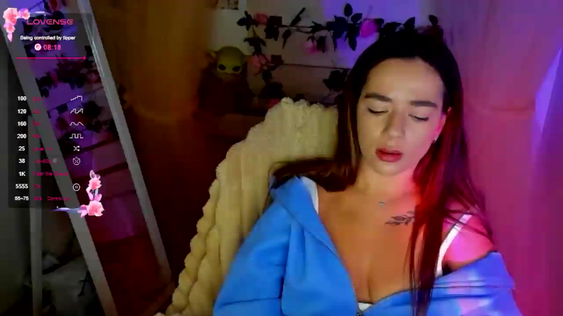 Gallery image thumbnail from KiraLove's myfreecams stream on, 09/06/2026, 10:49 image 8 of 20