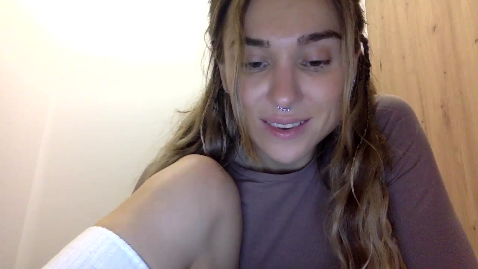 Gallery image thumbnail from KiraLovensee's myfreecams stream on, 11/02/2023, 08:23 image 20 of 20