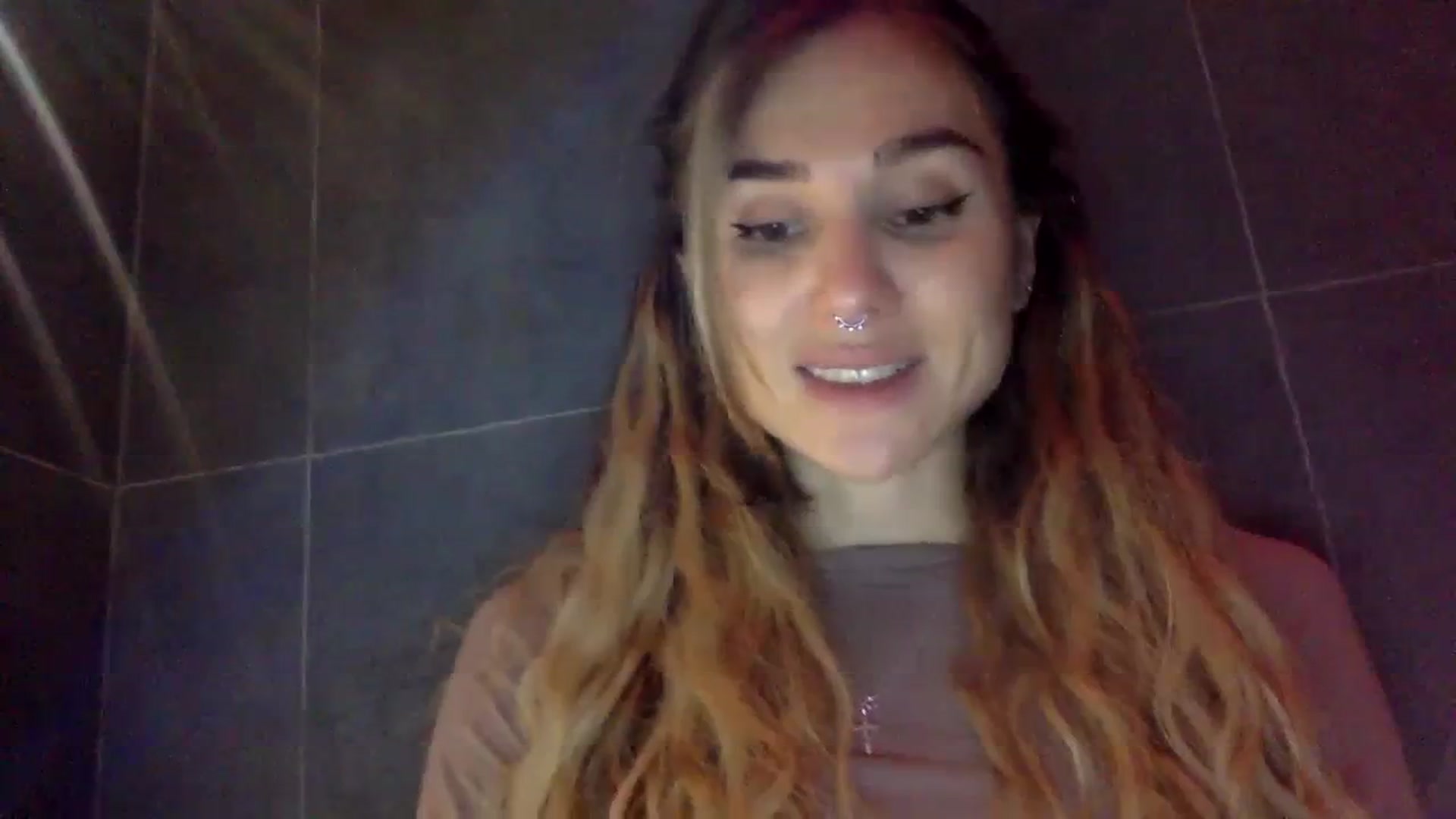 Gallery image thumbnail from KiraLovensee's myfreecams stream on, 11/03/2023, 08:00 image 16 of 20