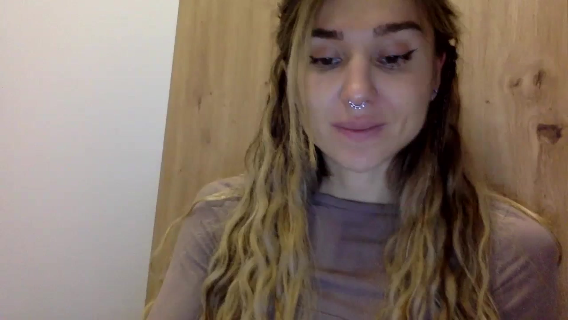 Gallery image thumbnail from KiraLovensee's myfreecams stream on, 11/03/2023, 10:33 image 20 of 20