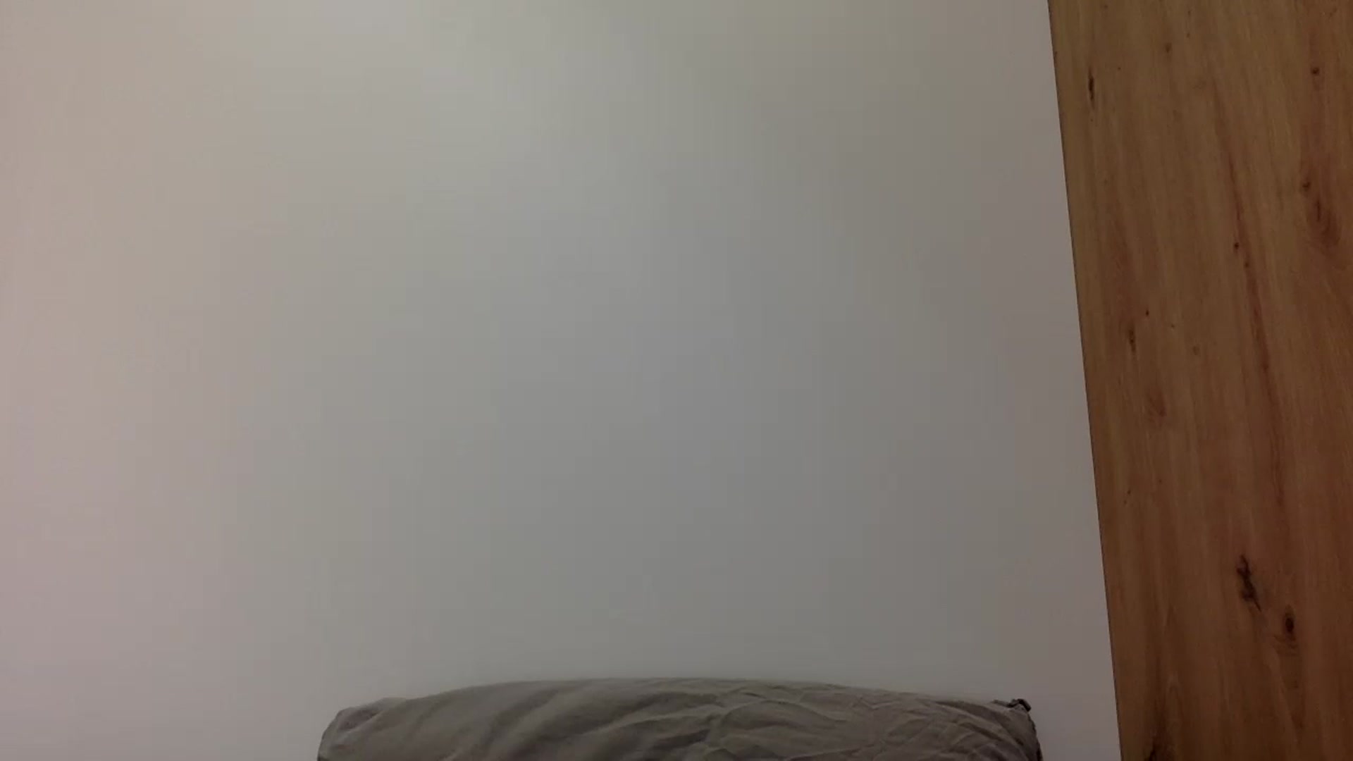 Gallery image thumbnail from KiraLovensee's myfreecams stream on, 11/03/2023, 13:57 image 10 of 20
