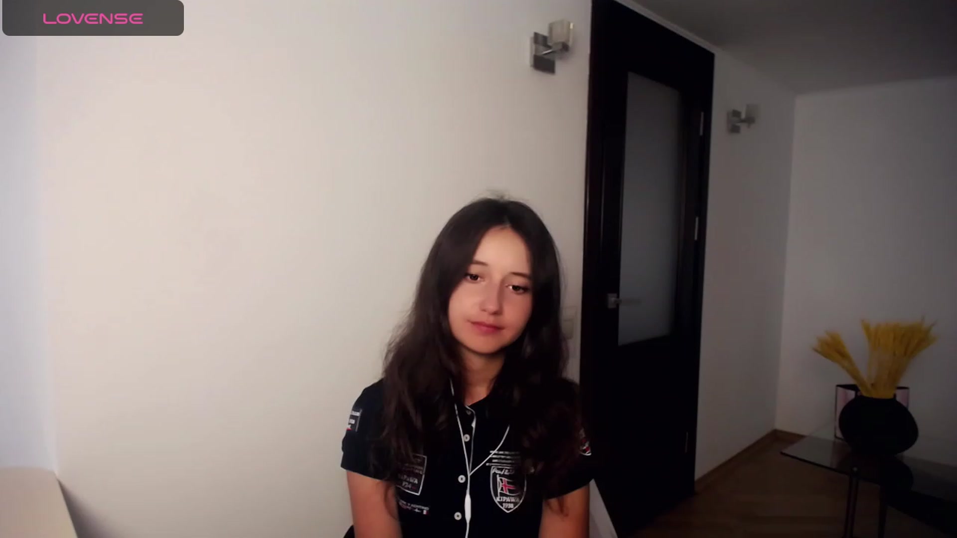 Gallery image thumbnail from KiraSupreme's myfreecams stream on, 09/18/2023, 13:52 image 14 of 20